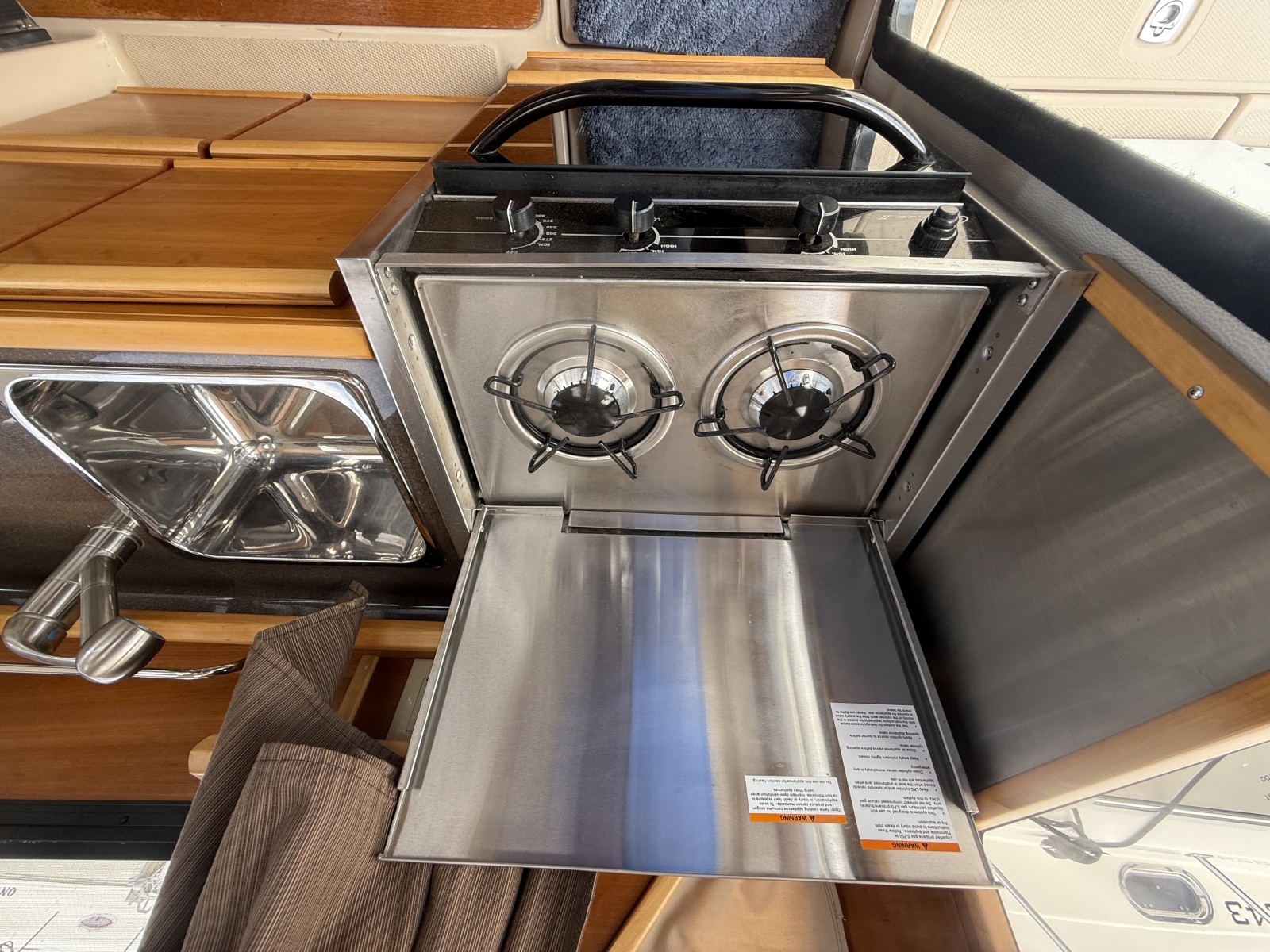 2015 Cutwater C-28 28