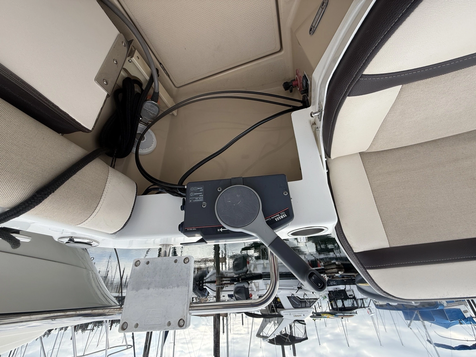 2015 Cutwater C-28 28