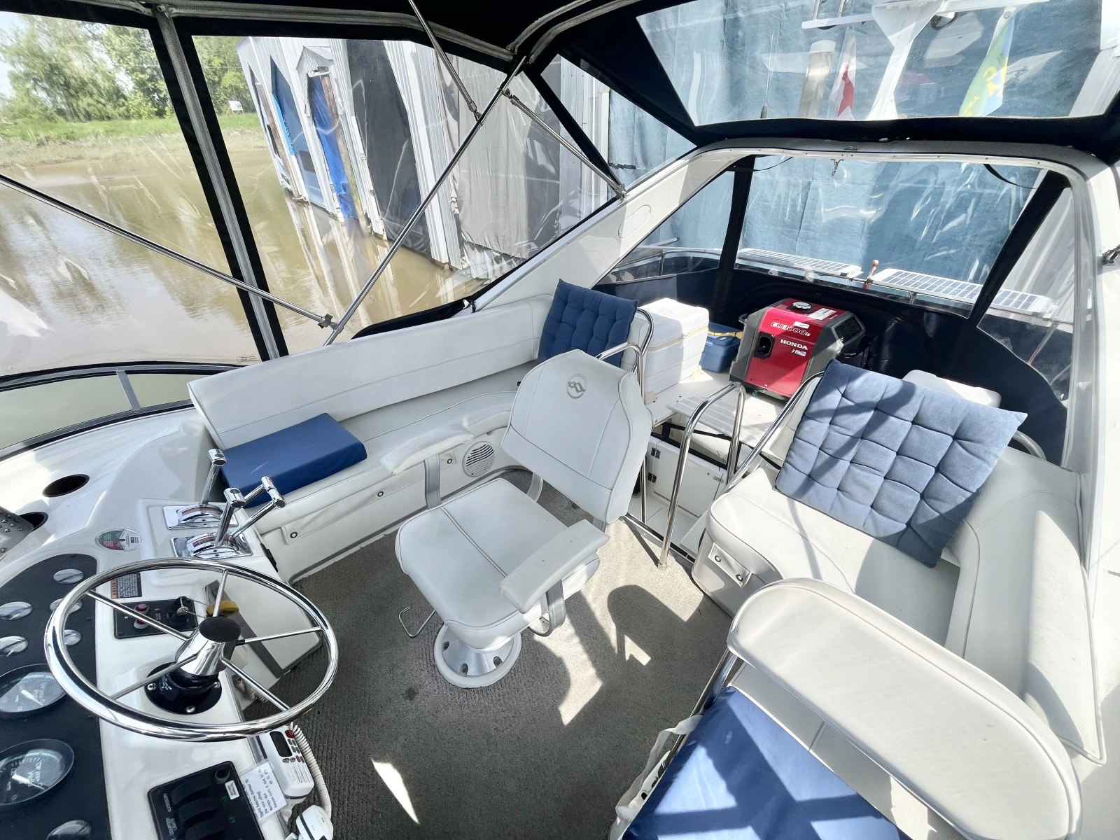 2000 Bayliner  3388
