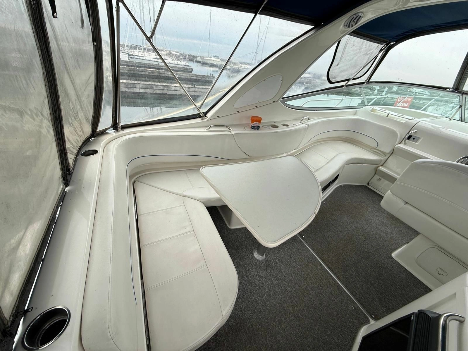 2008 Bayliner 320 Express Cruiser 32