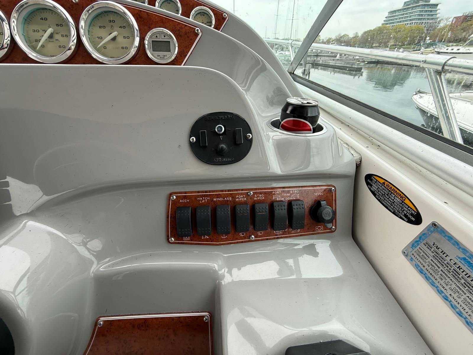 2008 Bayliner 320 Express Cruiser 32