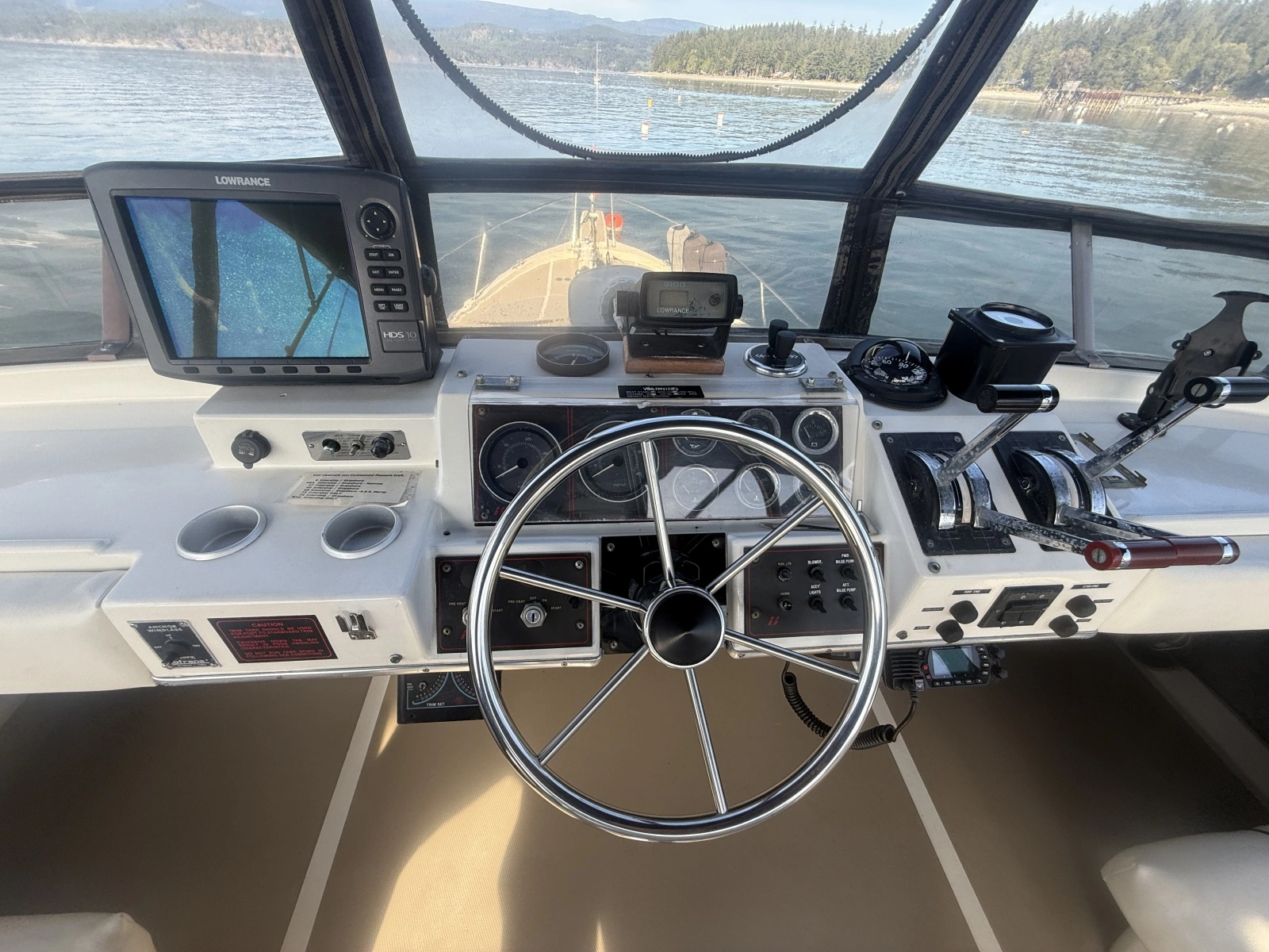 1985 Bayliner 3870 Motoryacht 38