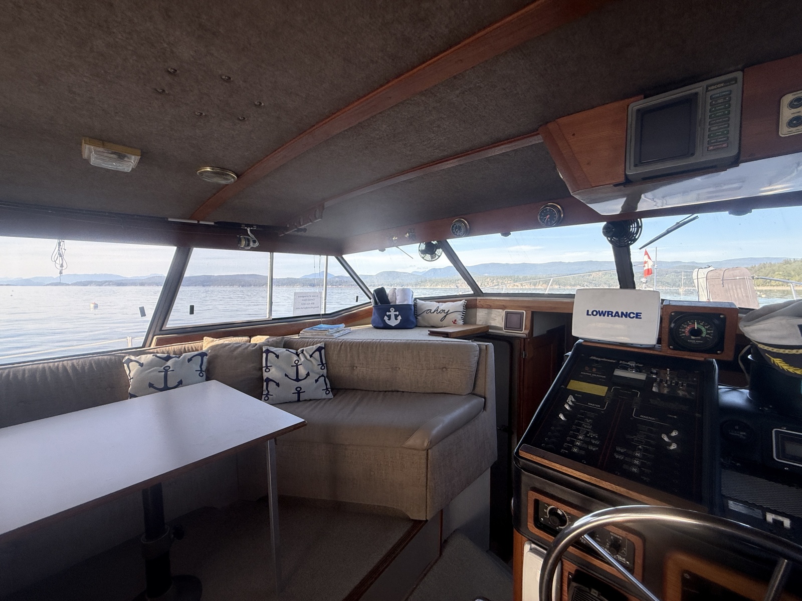 1985 Bayliner 3870 Motoryacht 38