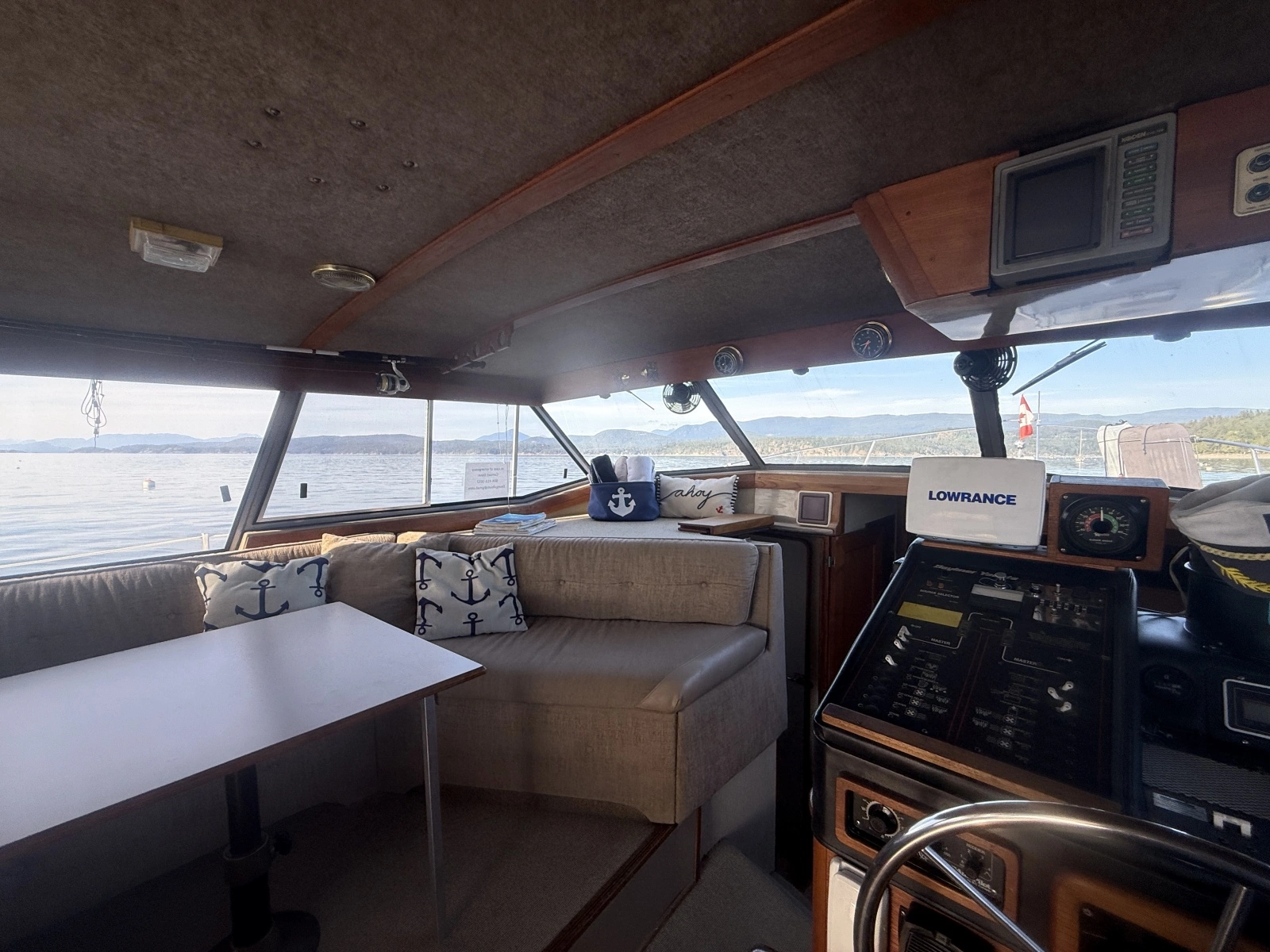 1985 Bayliner 3870 Motoryacht 38