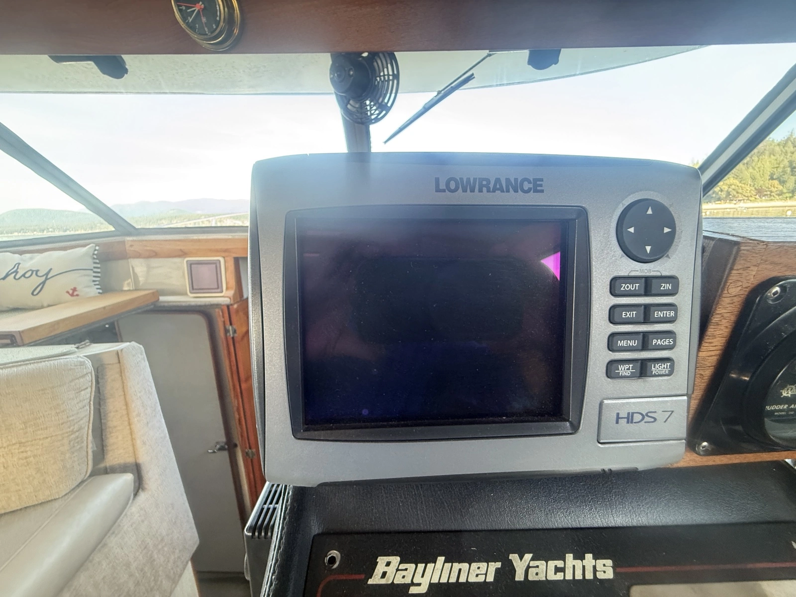 1985 Bayliner 3870 Motoryacht 38