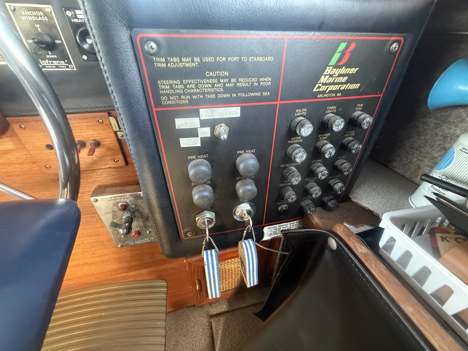 1985 Bayliner 3870 Motoryacht 38