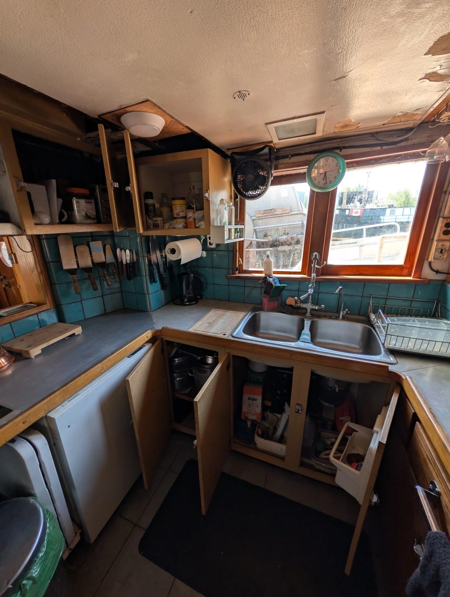 1941 Armstrong Bros. Custom Wooden Trawler Charter Vessel
