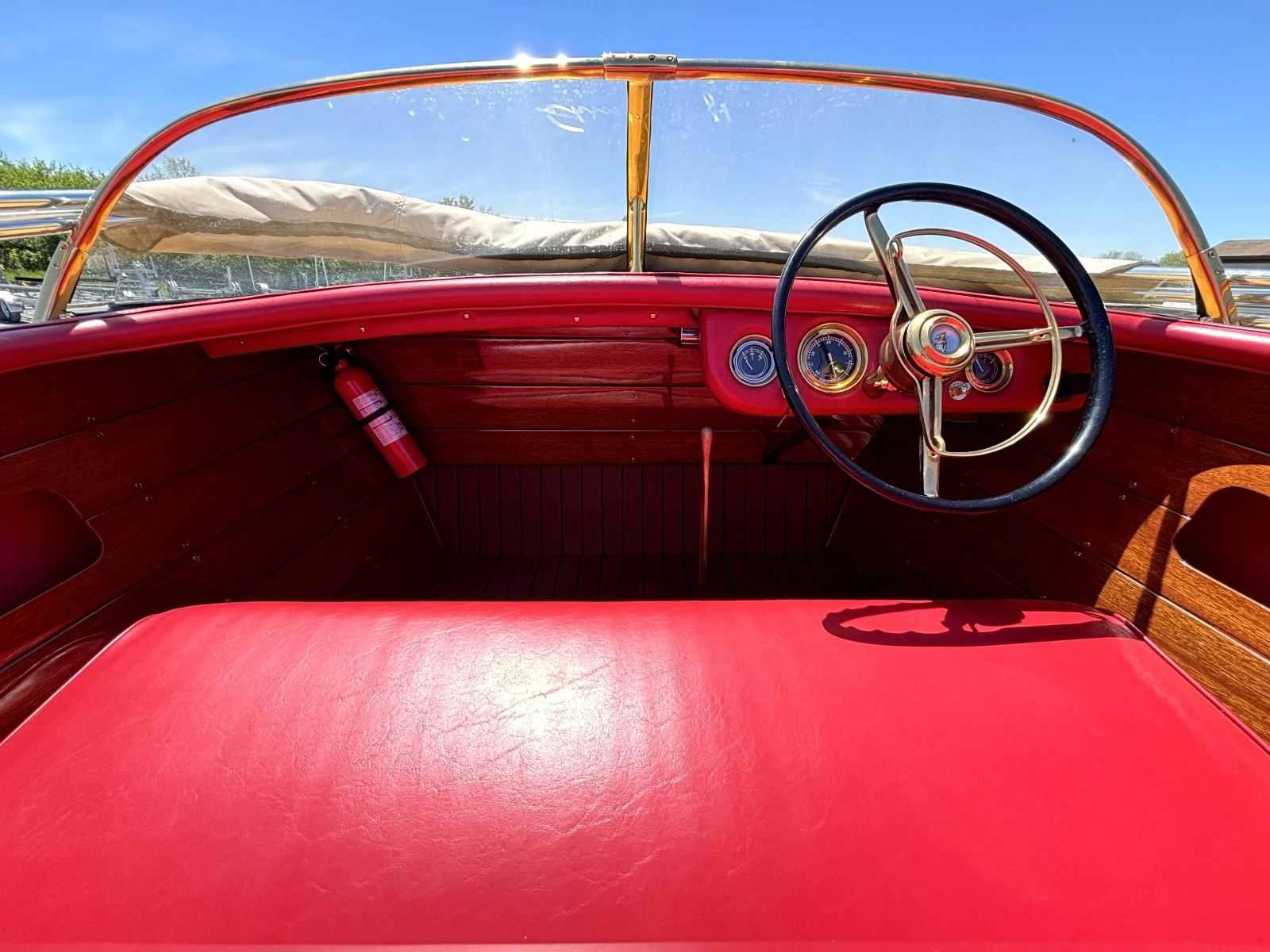 1956 Chris-Craft Capri 19