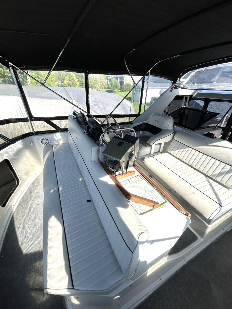 1991 Carver  C36