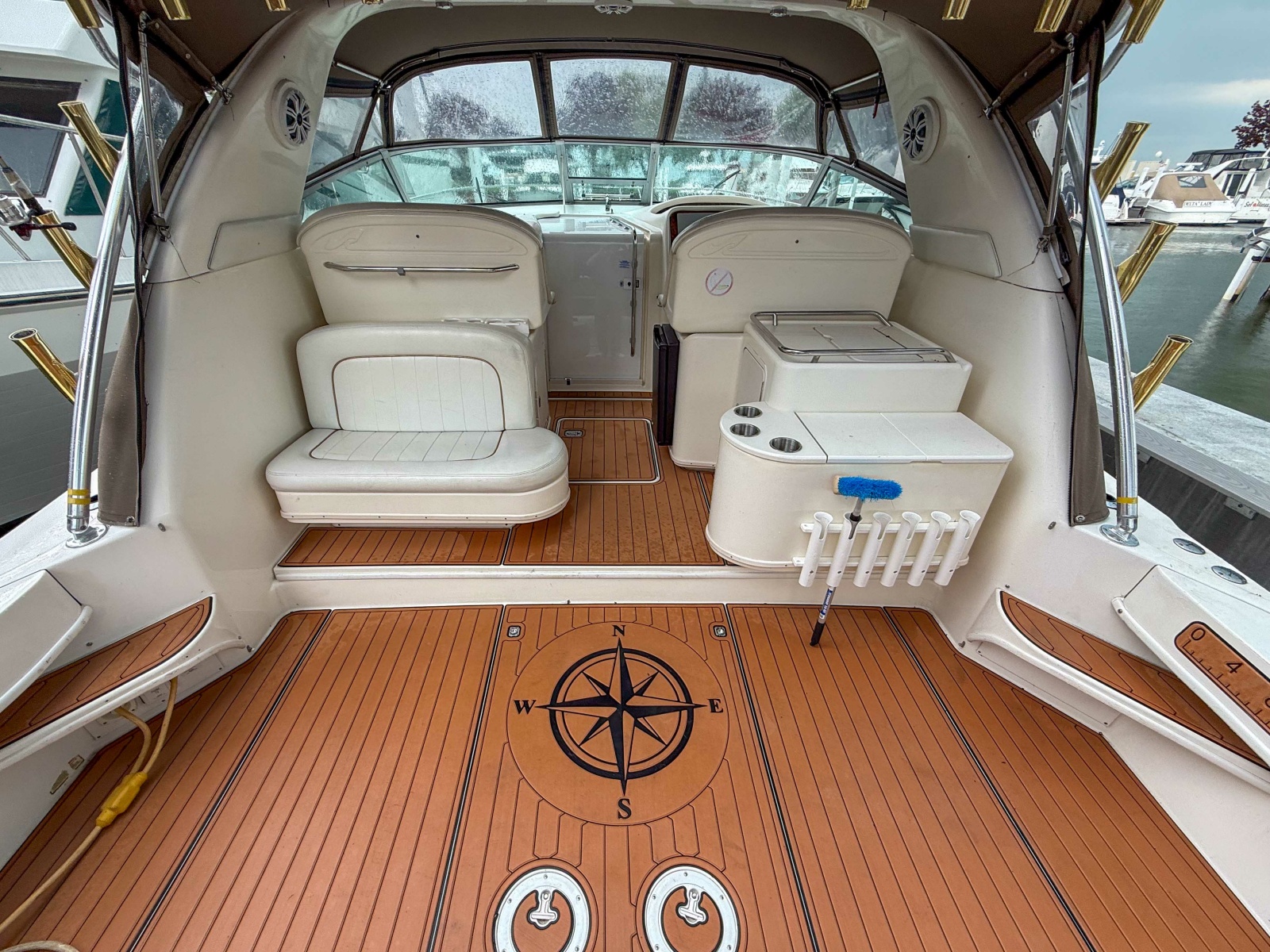1997 Sea Ray 330 Express Cruiser
