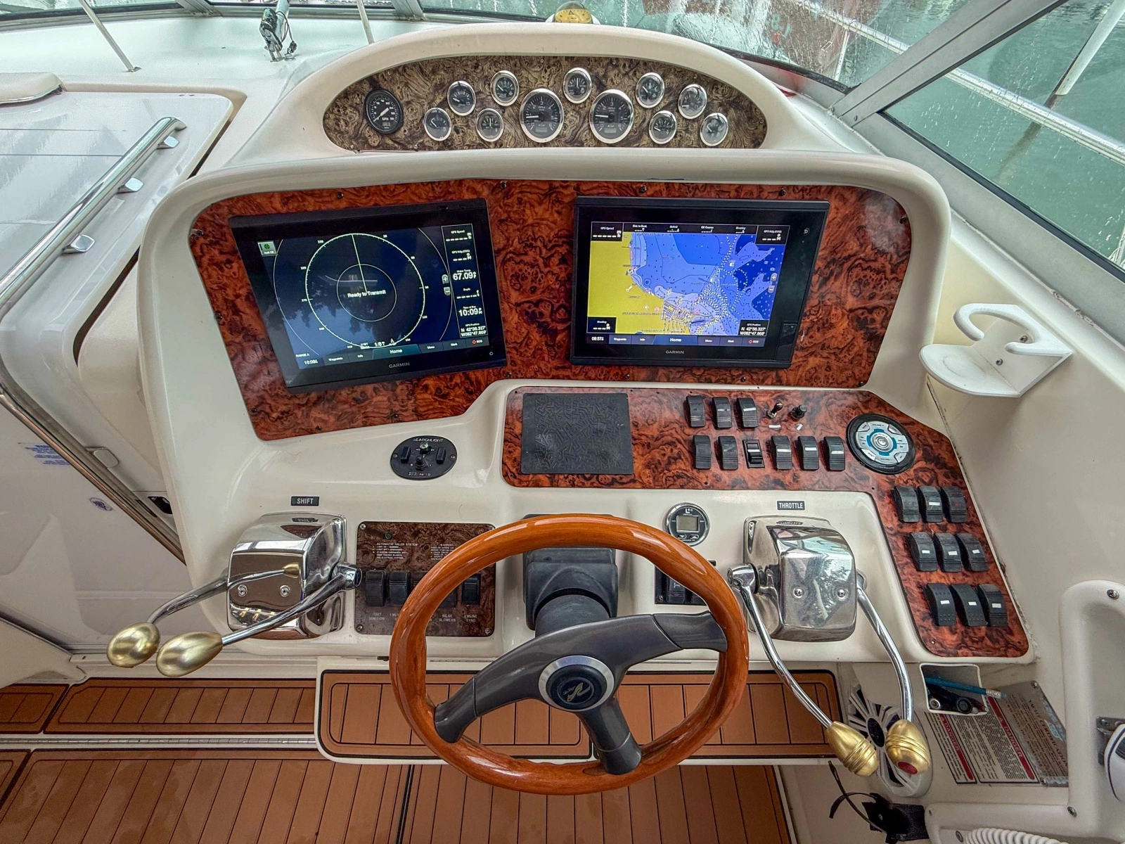 1997 Sea Ray 330 Express Cruiser