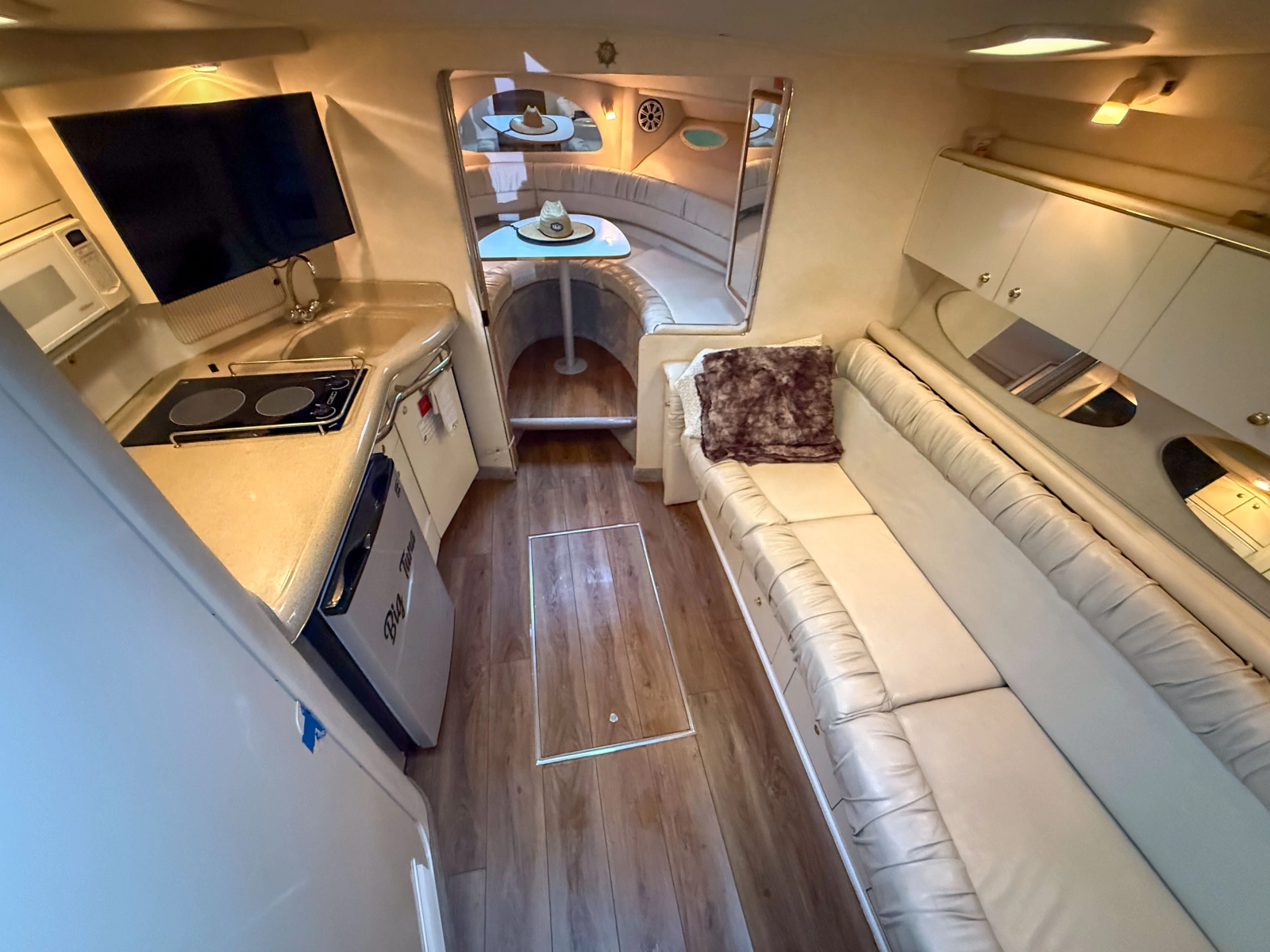 1997 Sea Ray 330 Express Cruiser