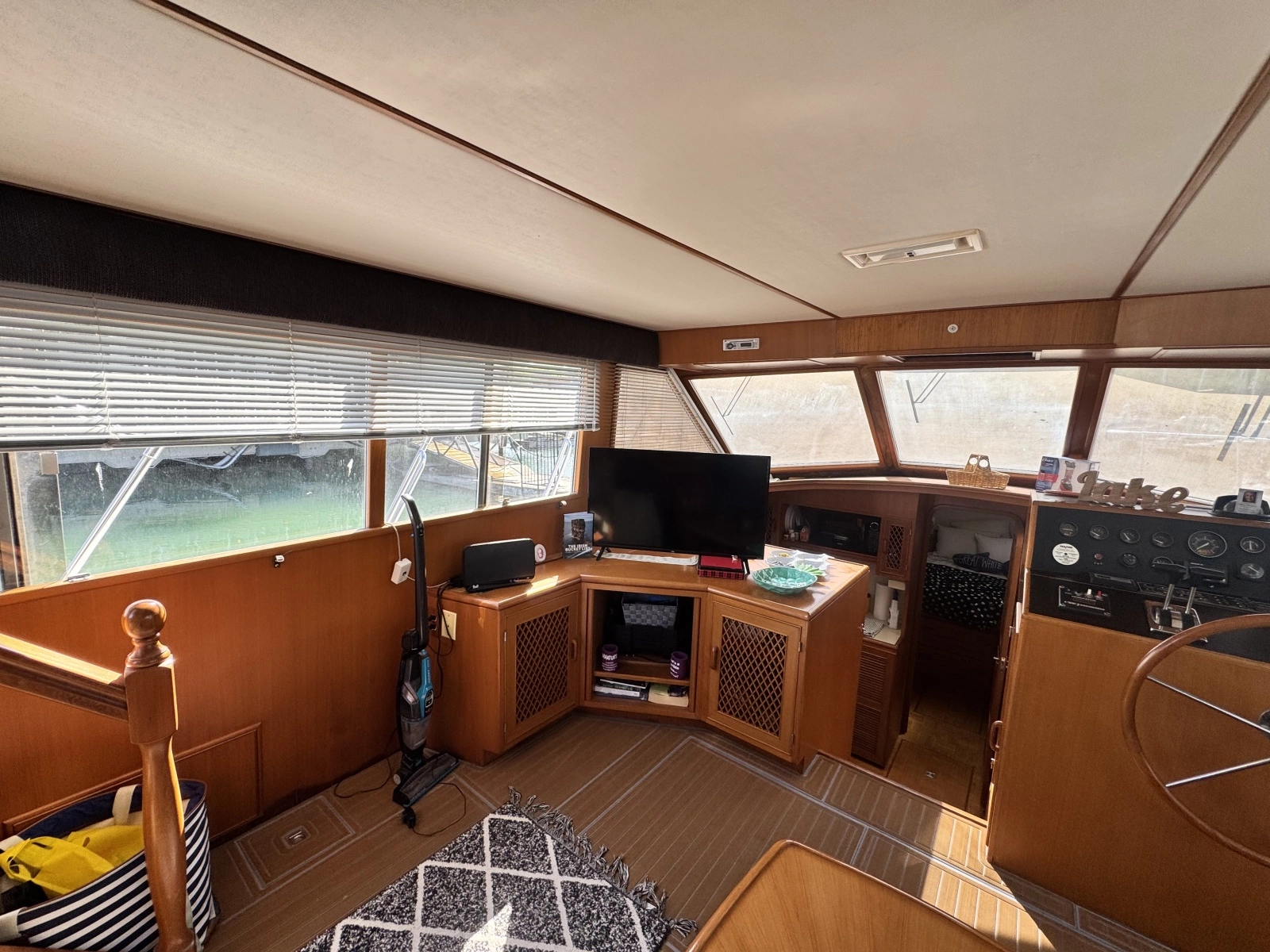 1989 Hi-Star 44 Trawler 44