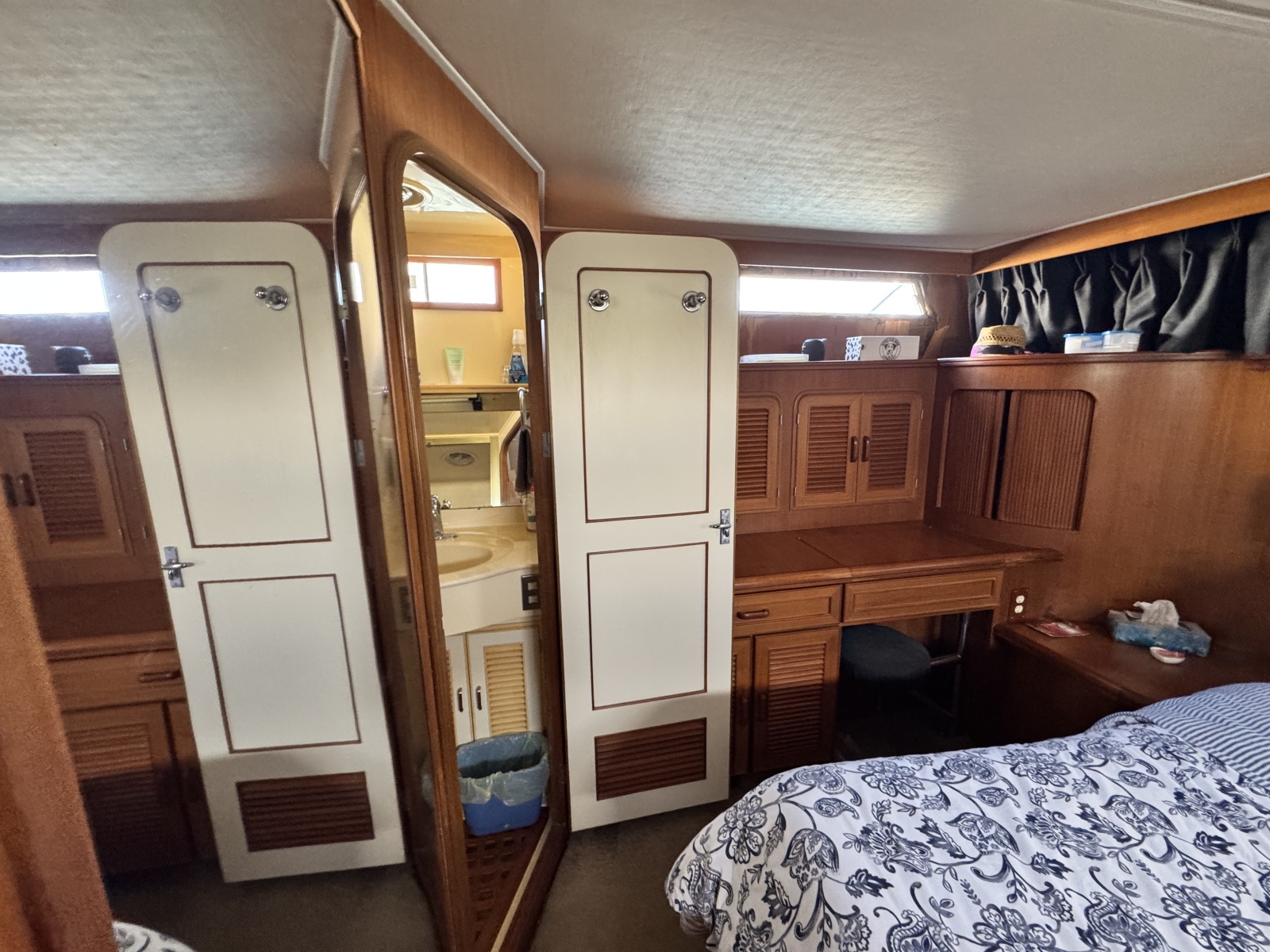 1989 Hi-Star 44 Trawler 44