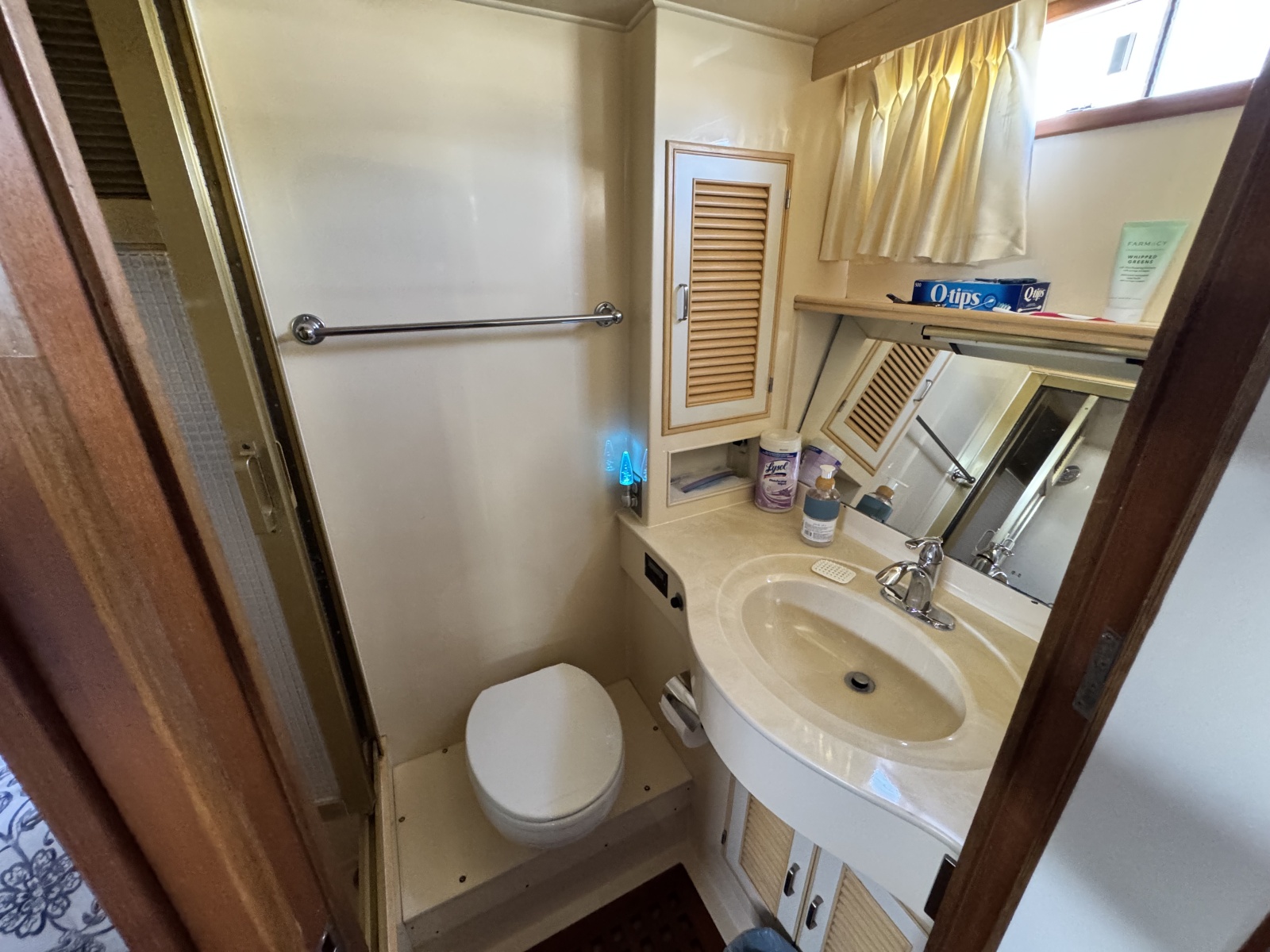 1989 Hi-Star 44 Trawler 44