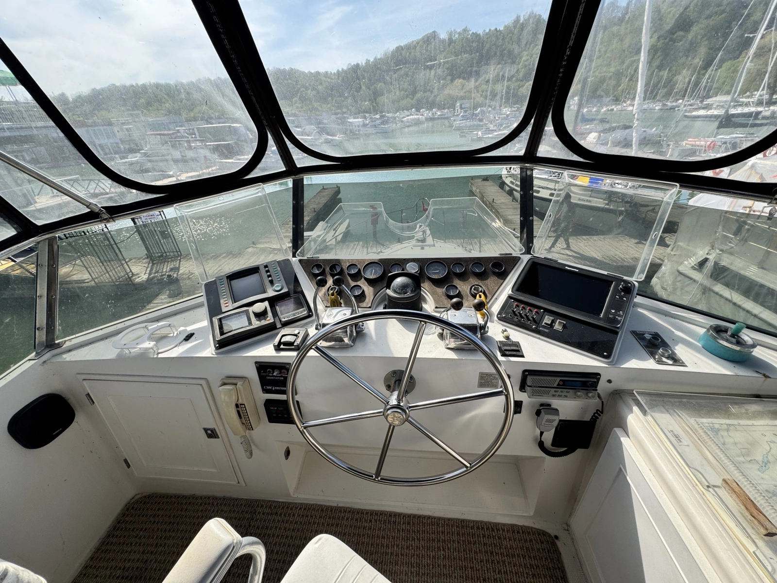 1989 Hi-Star 44 Trawler 44