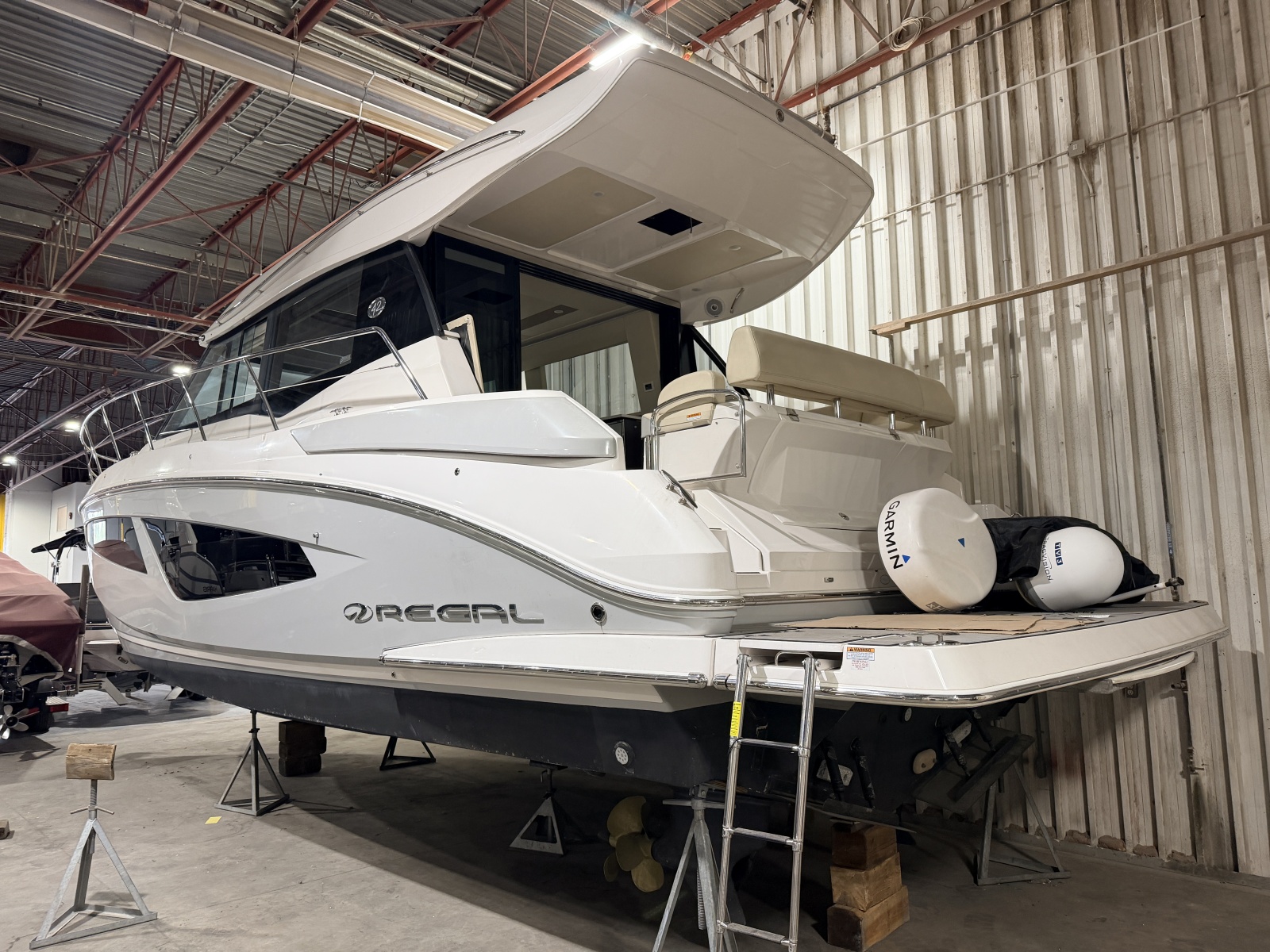 2019 Regal  42 Grande Coupe