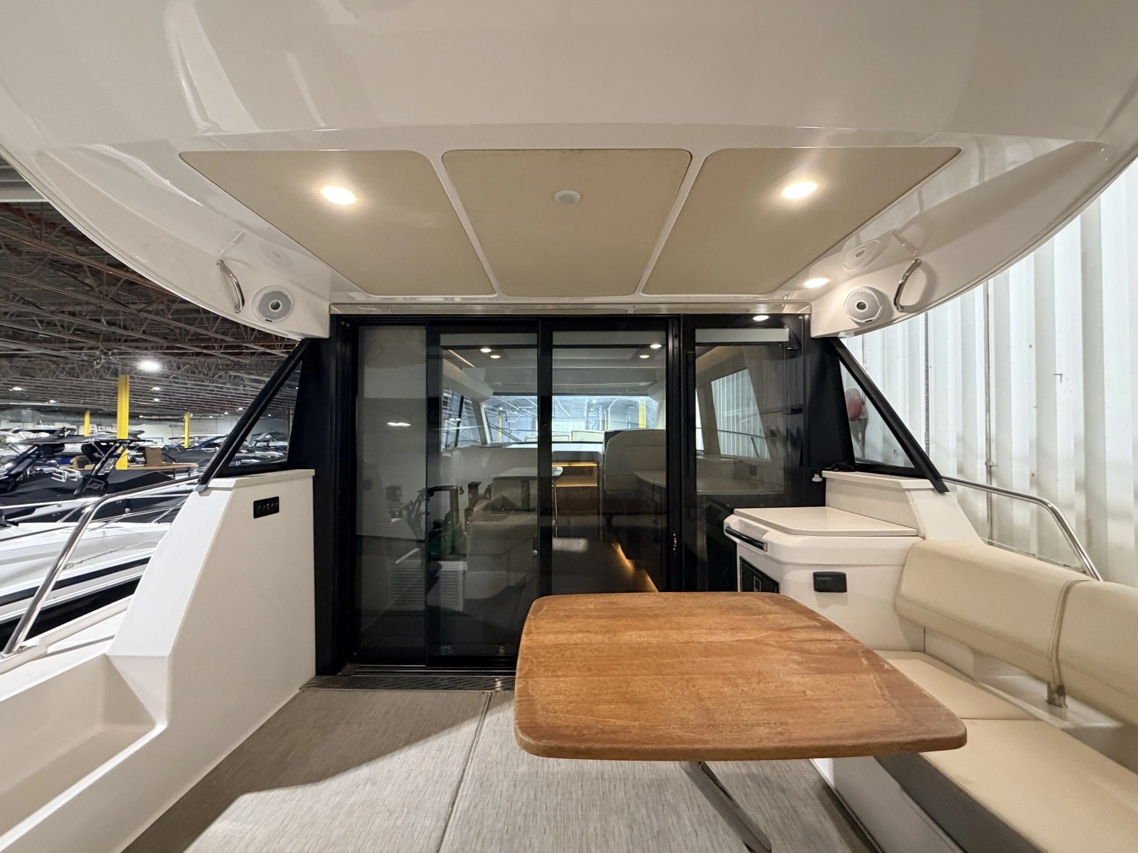 2019 Regal  42 Grande Coupe