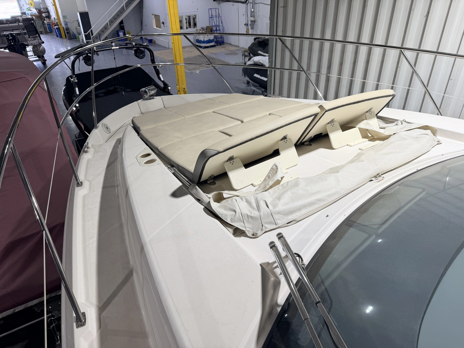 2019 Regal  42 Grande Coupe