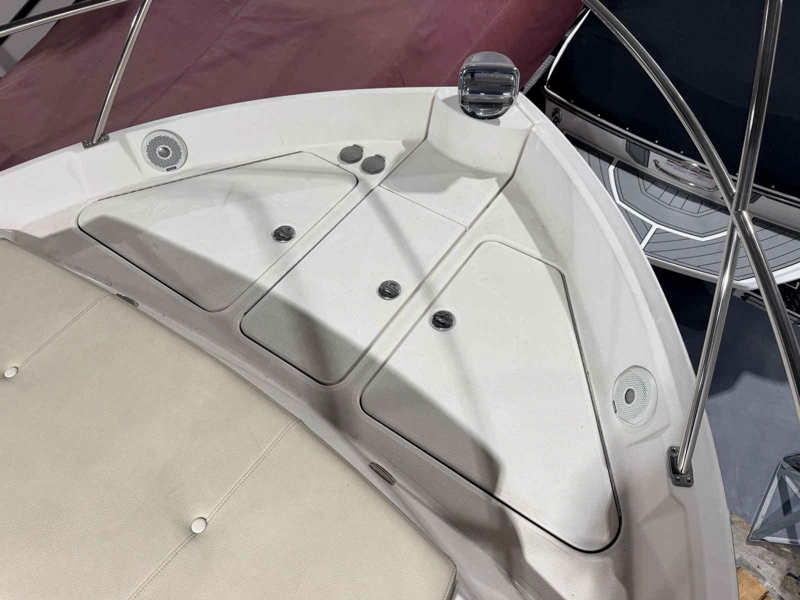 2019 Regal  42 Grande Coupe