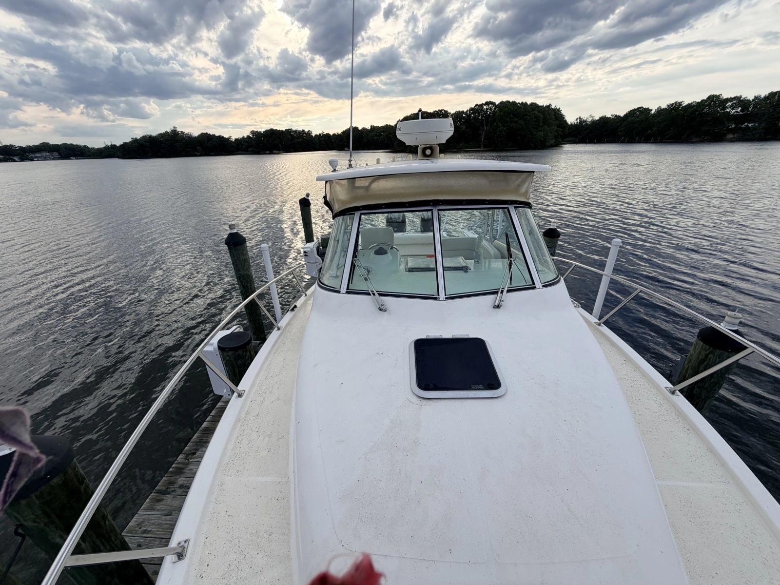 2006 Pursuit 3070
