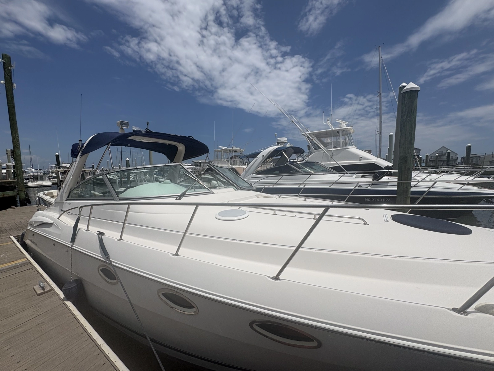2000 Monterey 322 Cruiser