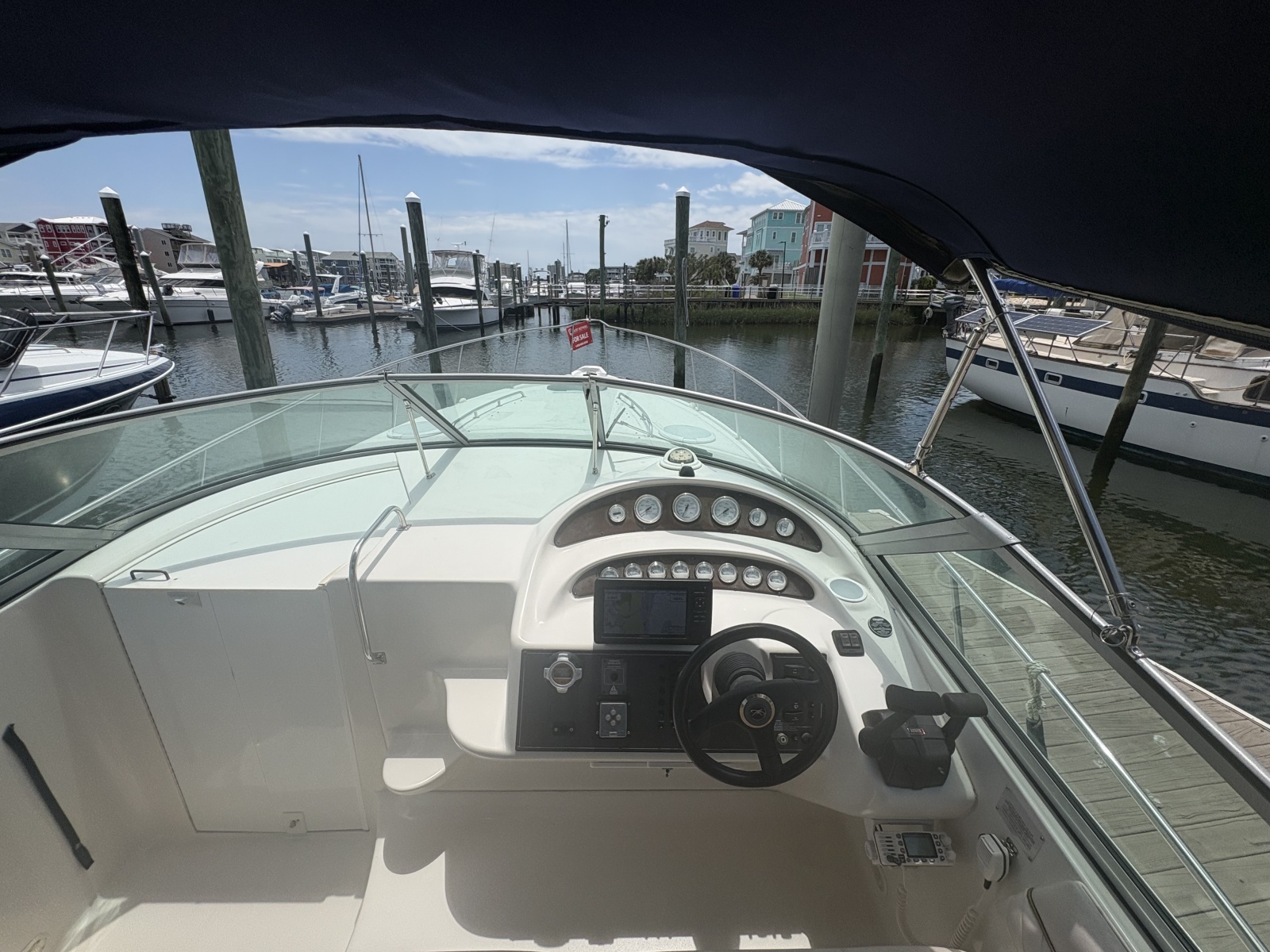 2000 Monterey 322 Cruiser