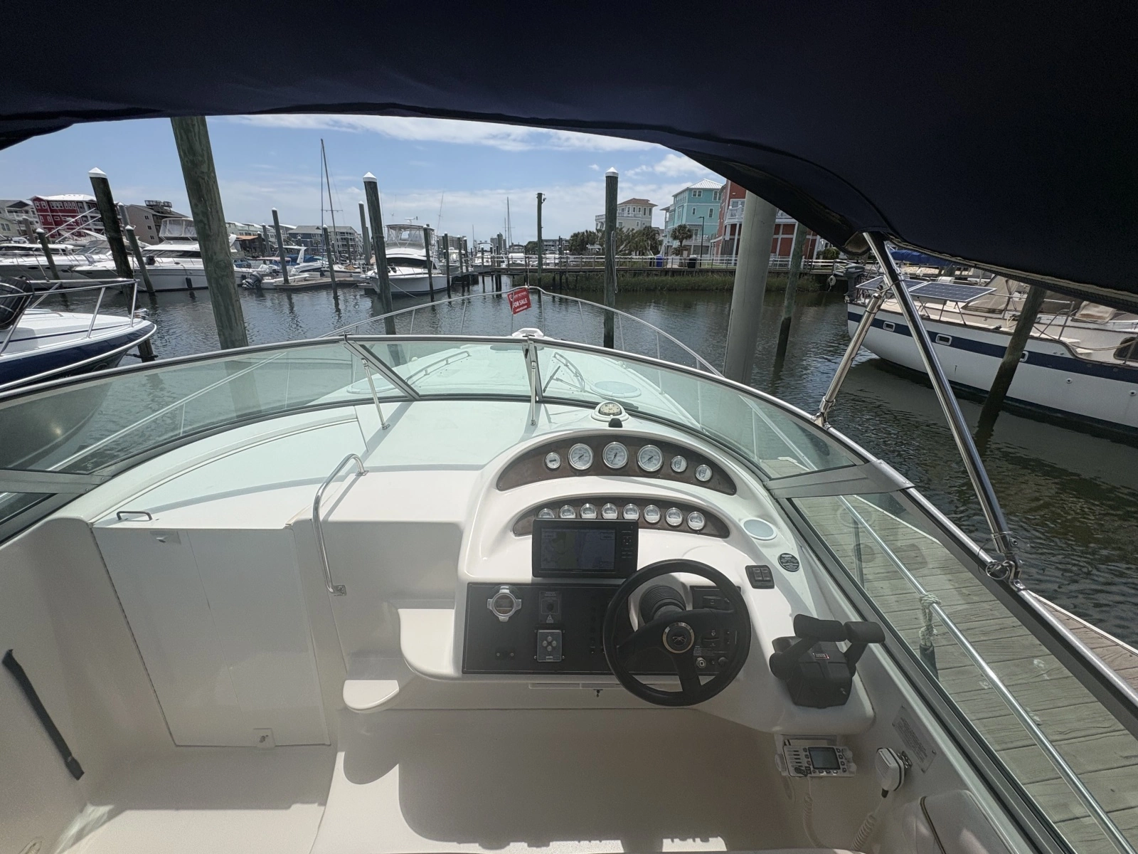 2000 Monterey 322 Cruiser