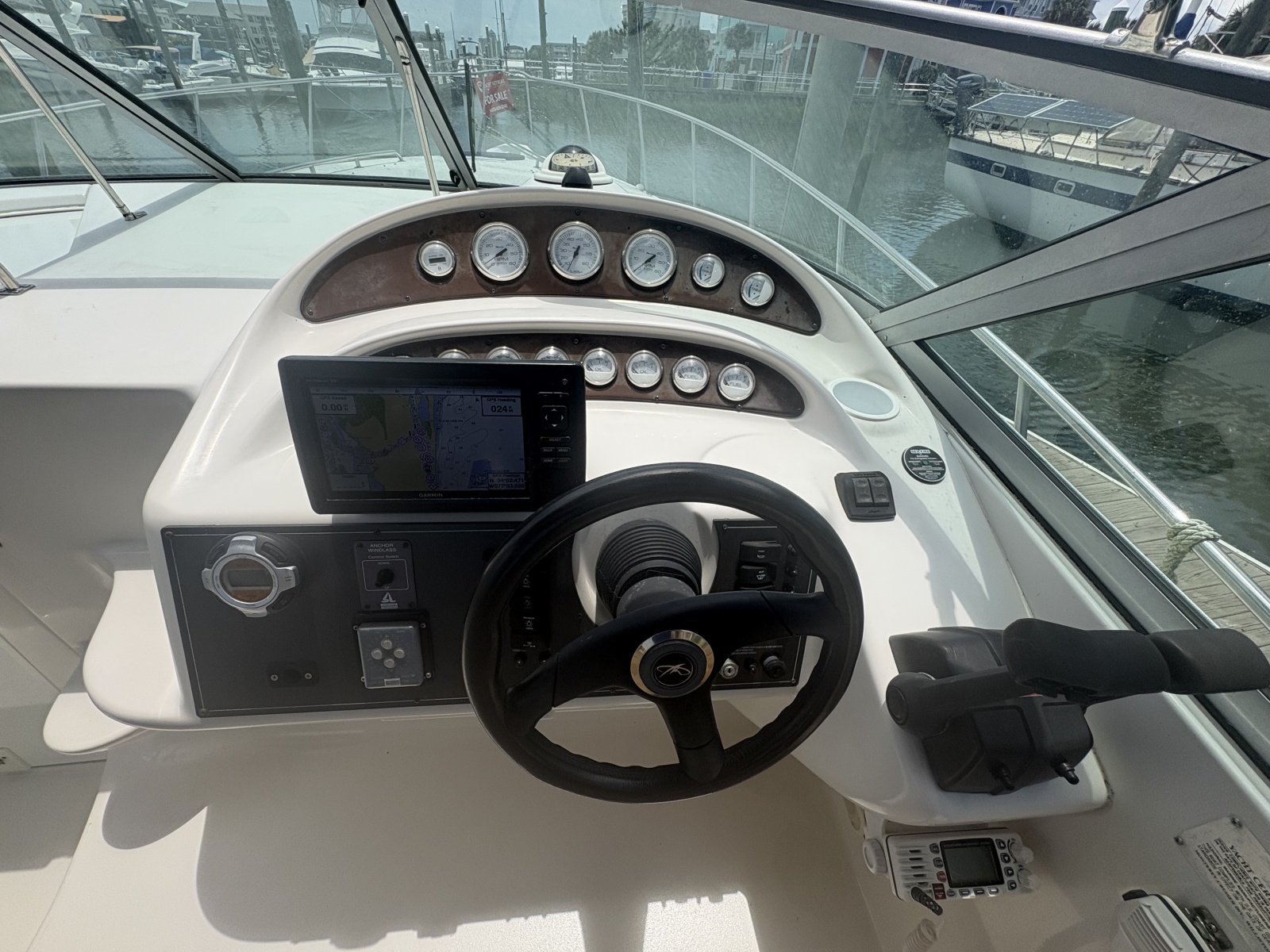 2000 Monterey 322 Cruiser