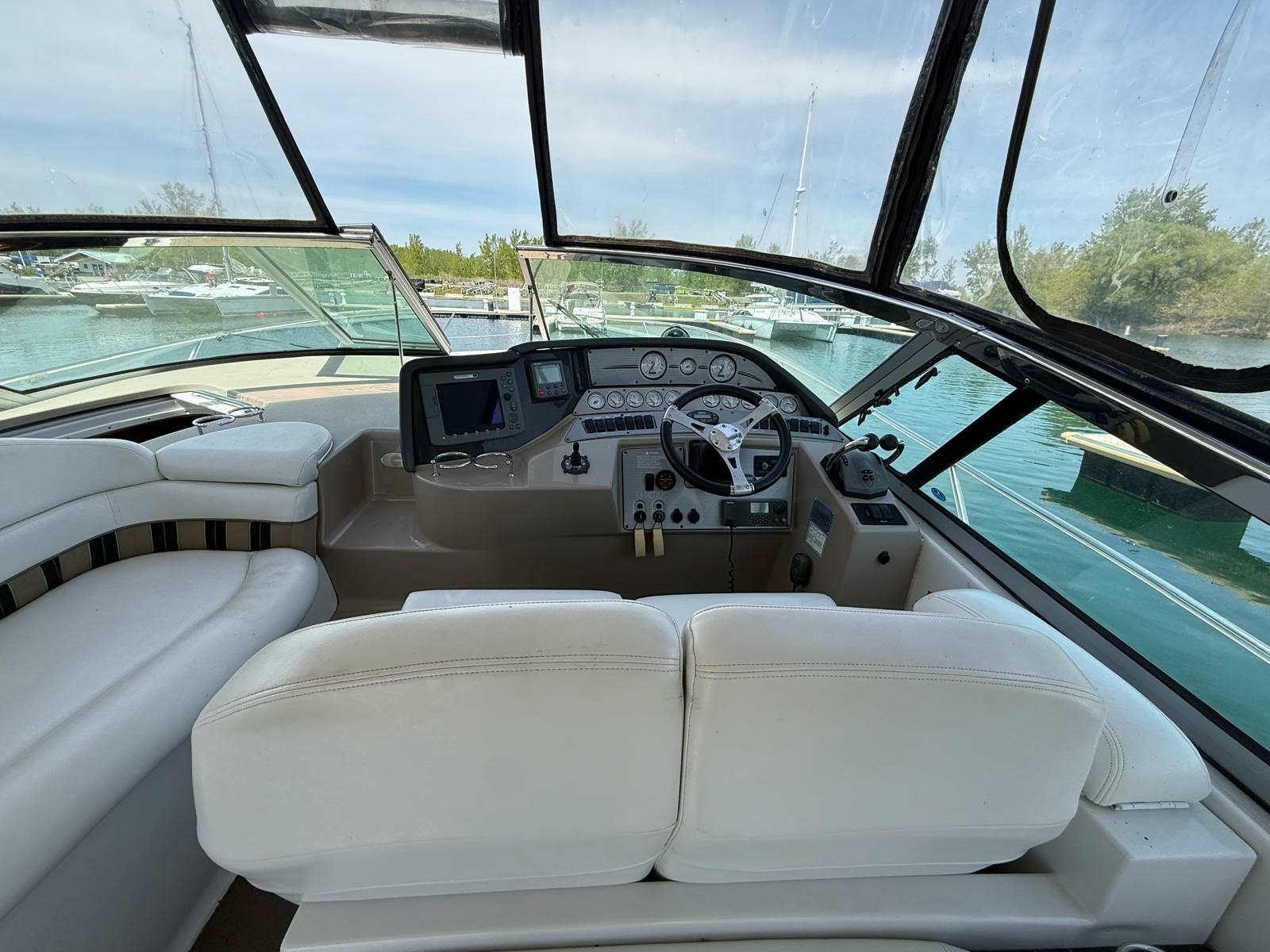 2007 Four Winns 378 37