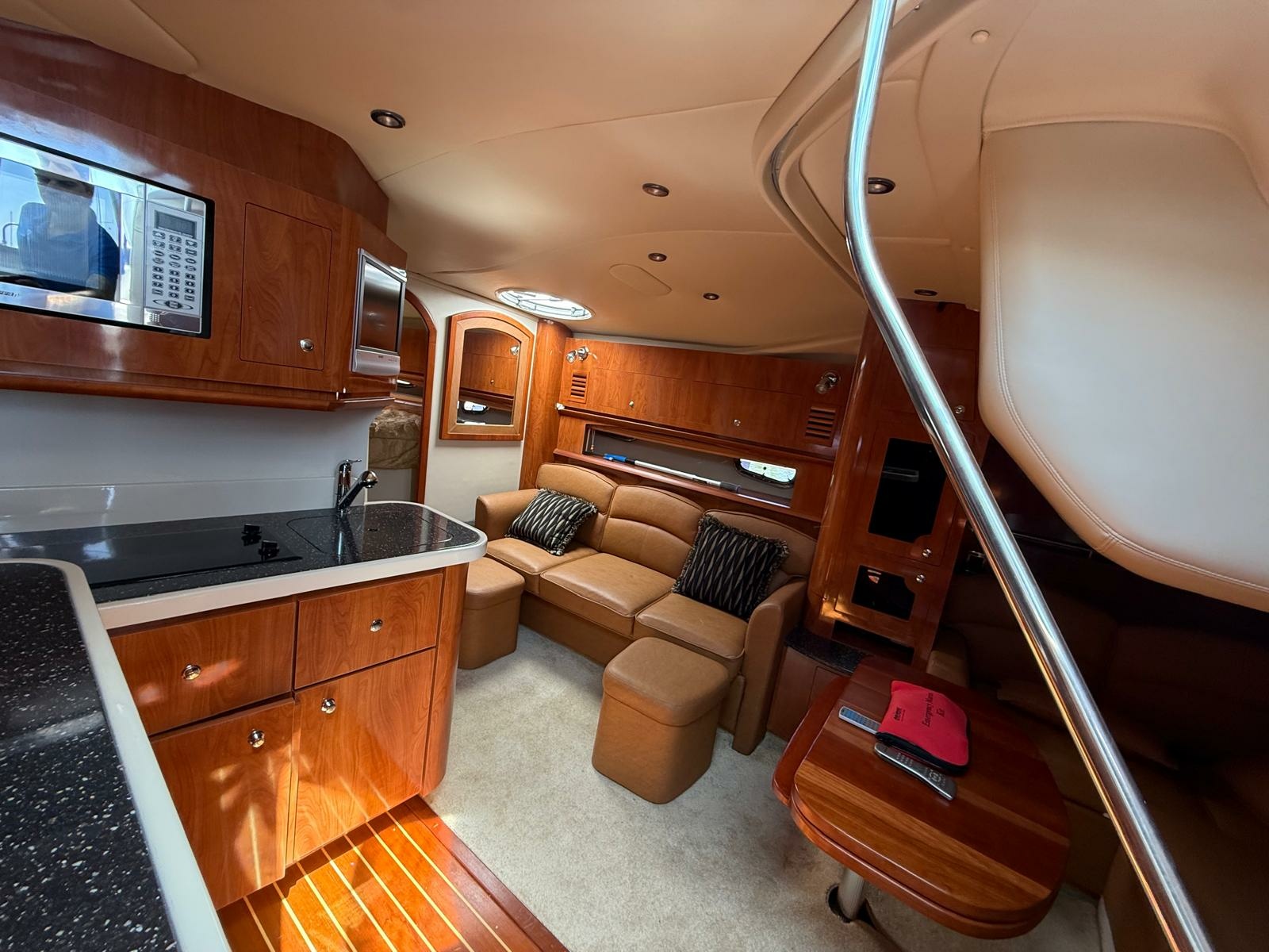 2007 Four Winns 378 37