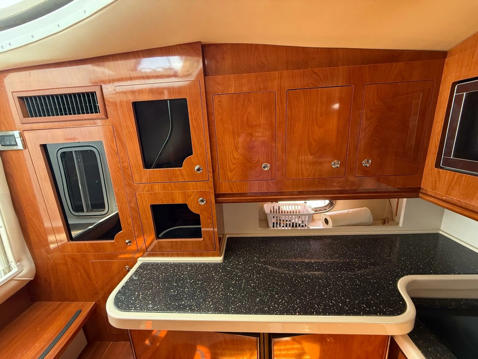 2007 Four Winns 378 37