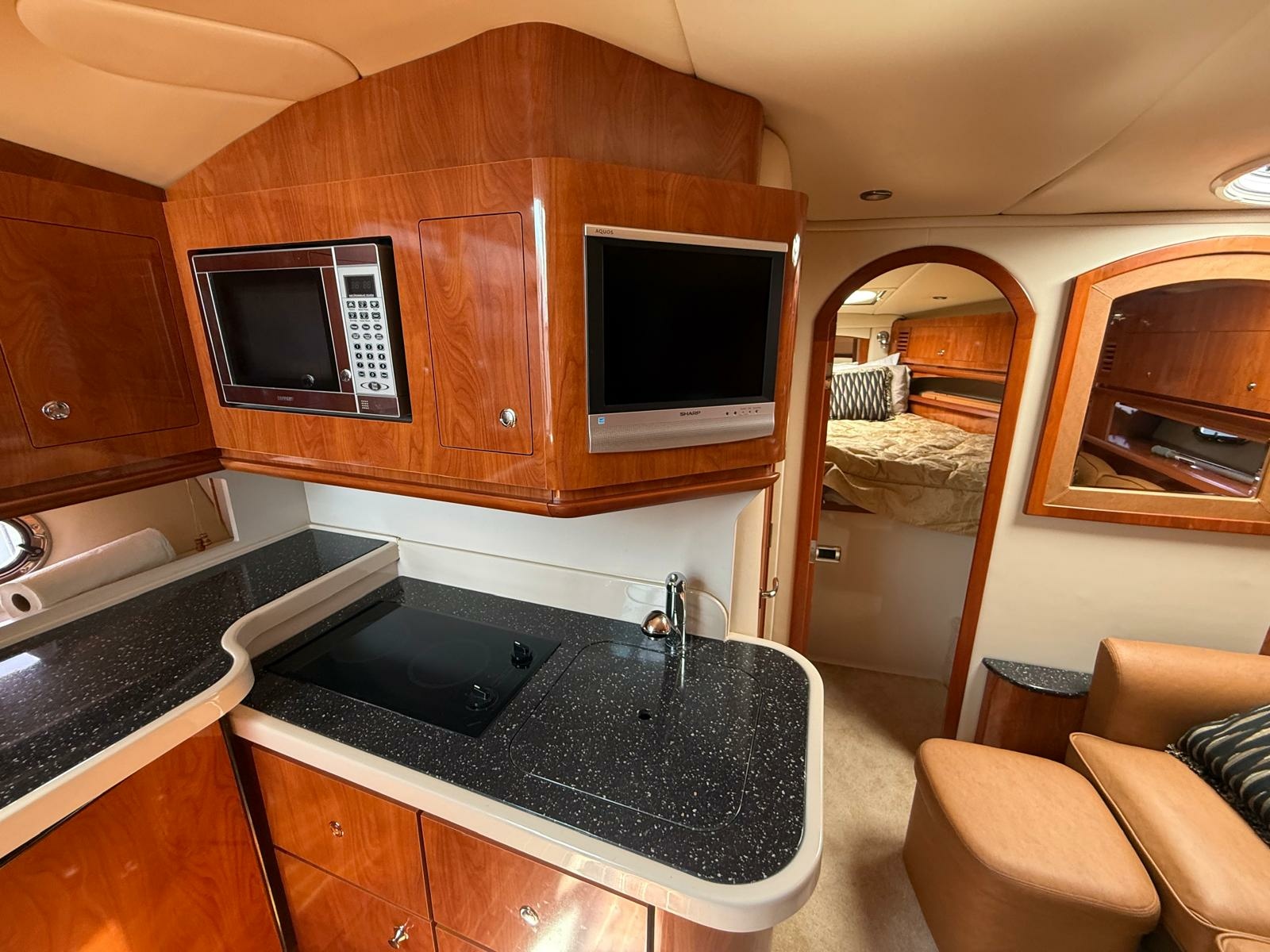 2007 Four Winns 378 37