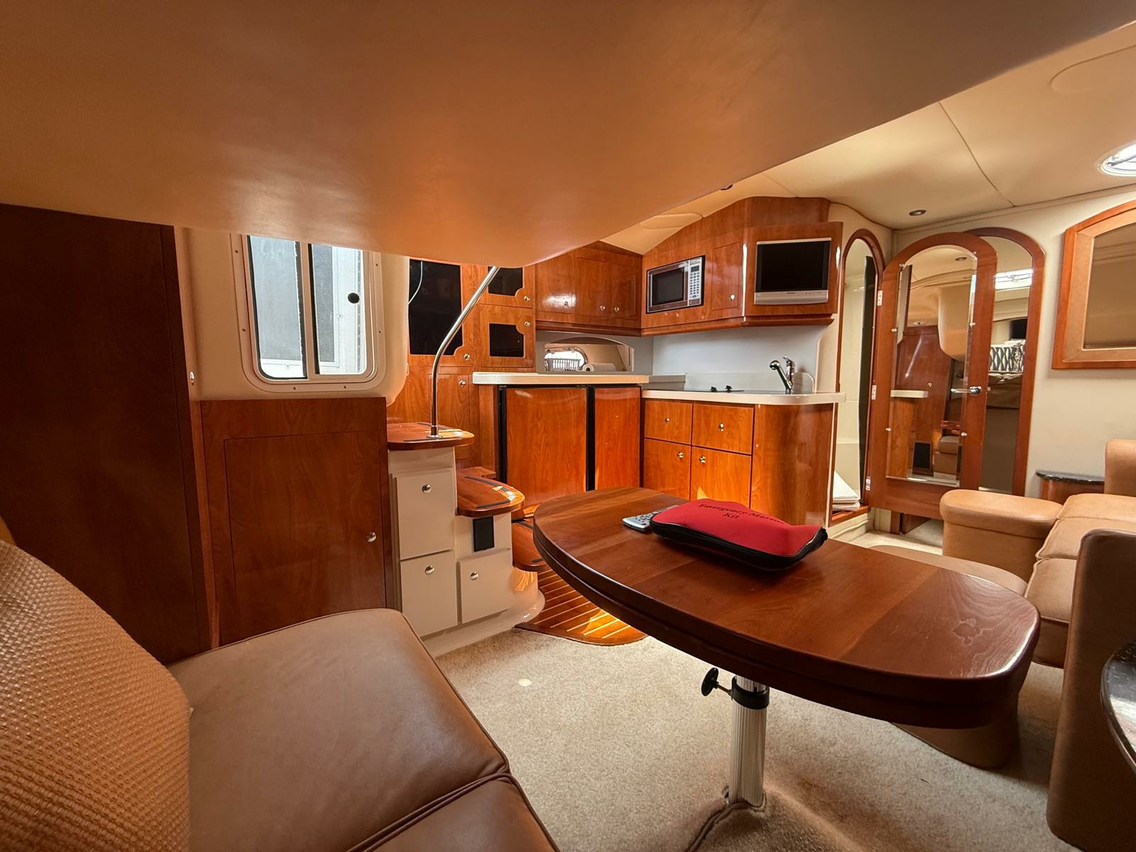 2007 Four Winns 378 37