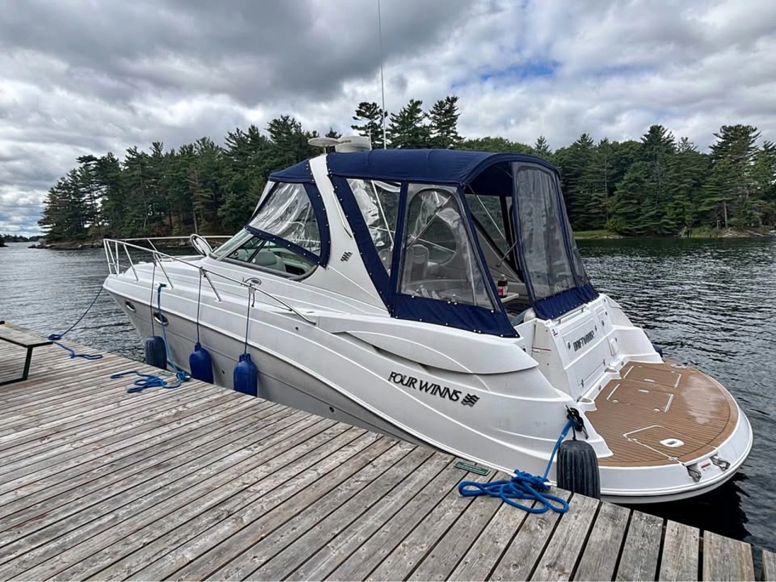 2006 Four Winns  348 Vista