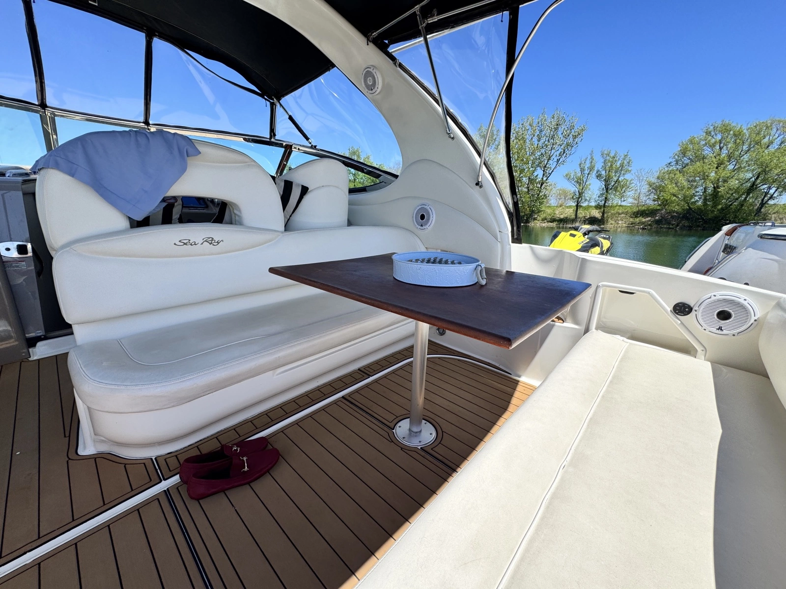 2003 Sea Ray 360 Sundancer 36