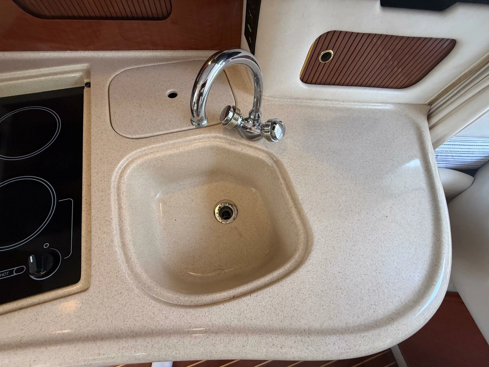 2002 Sea Ray 340 Sundancer