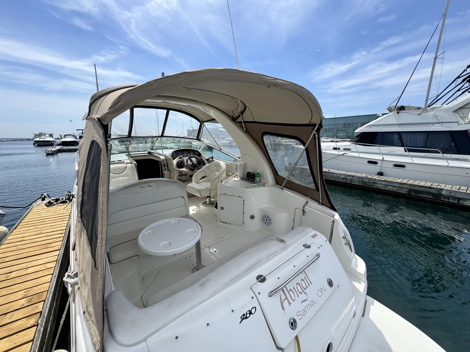 2001 Sea Ray 280 Sundancer 28