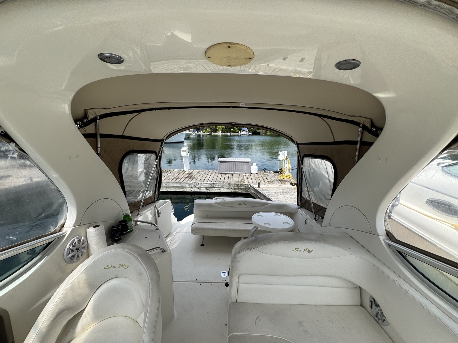 2001 Sea Ray 280 Sundancer 28