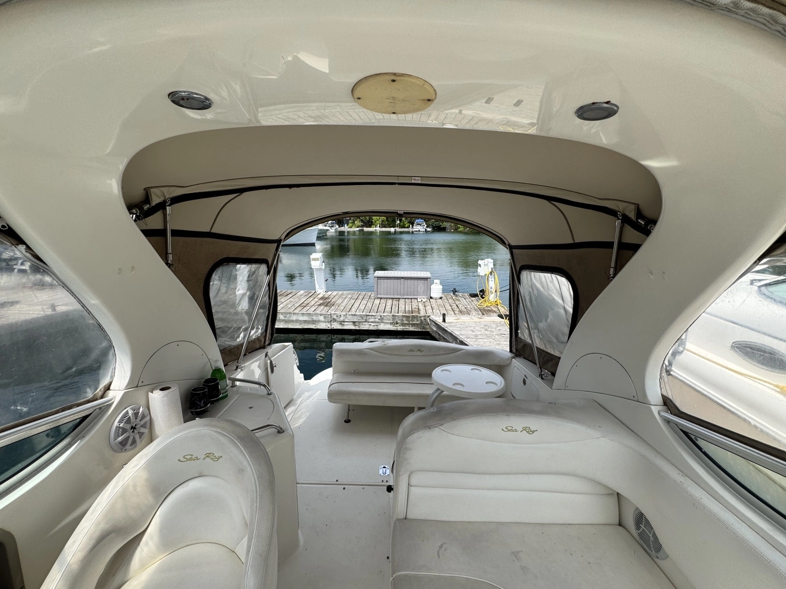 2001 Sea Ray 280 Sundancer 28
