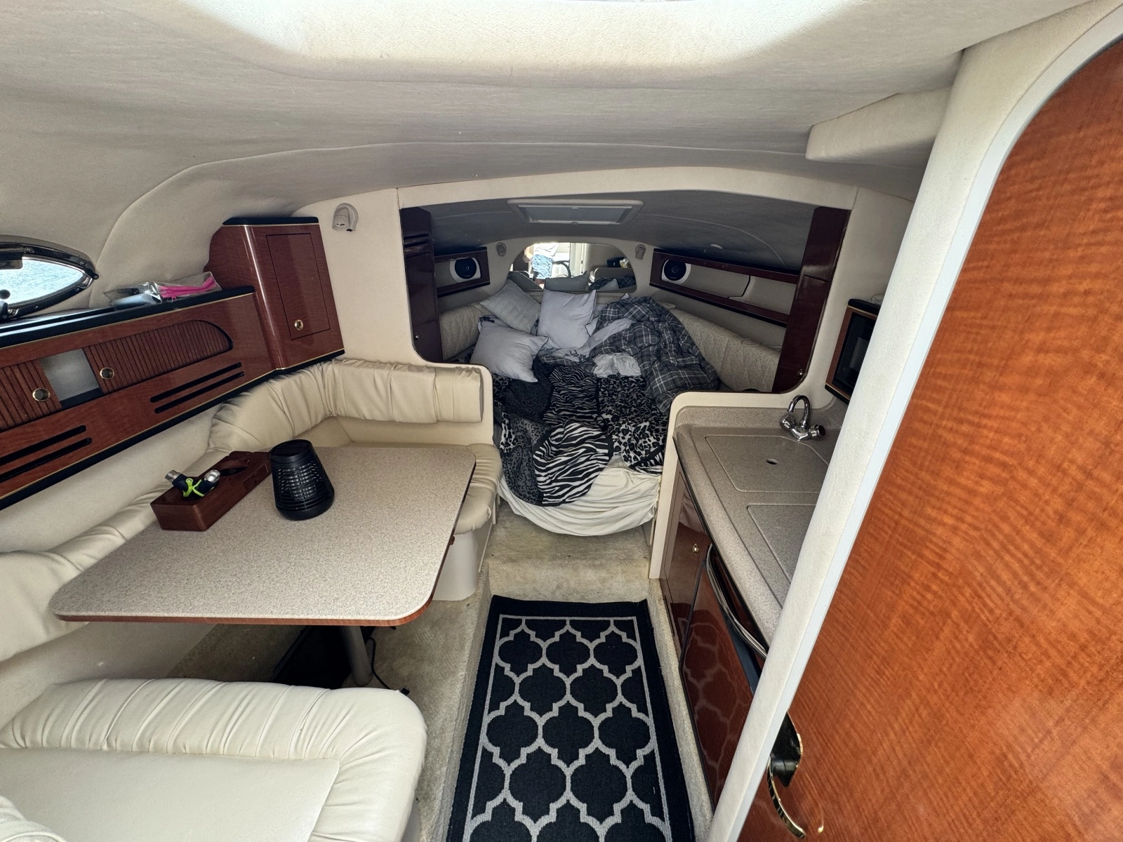 2001 Sea Ray 280 Sundancer 28