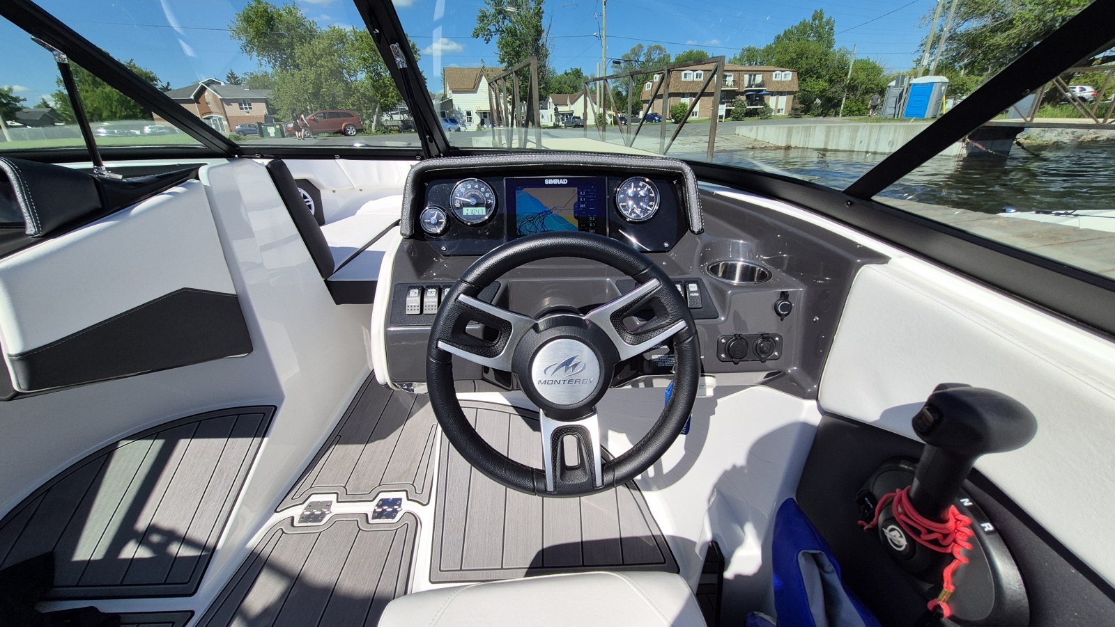 2022 Monterey  M22