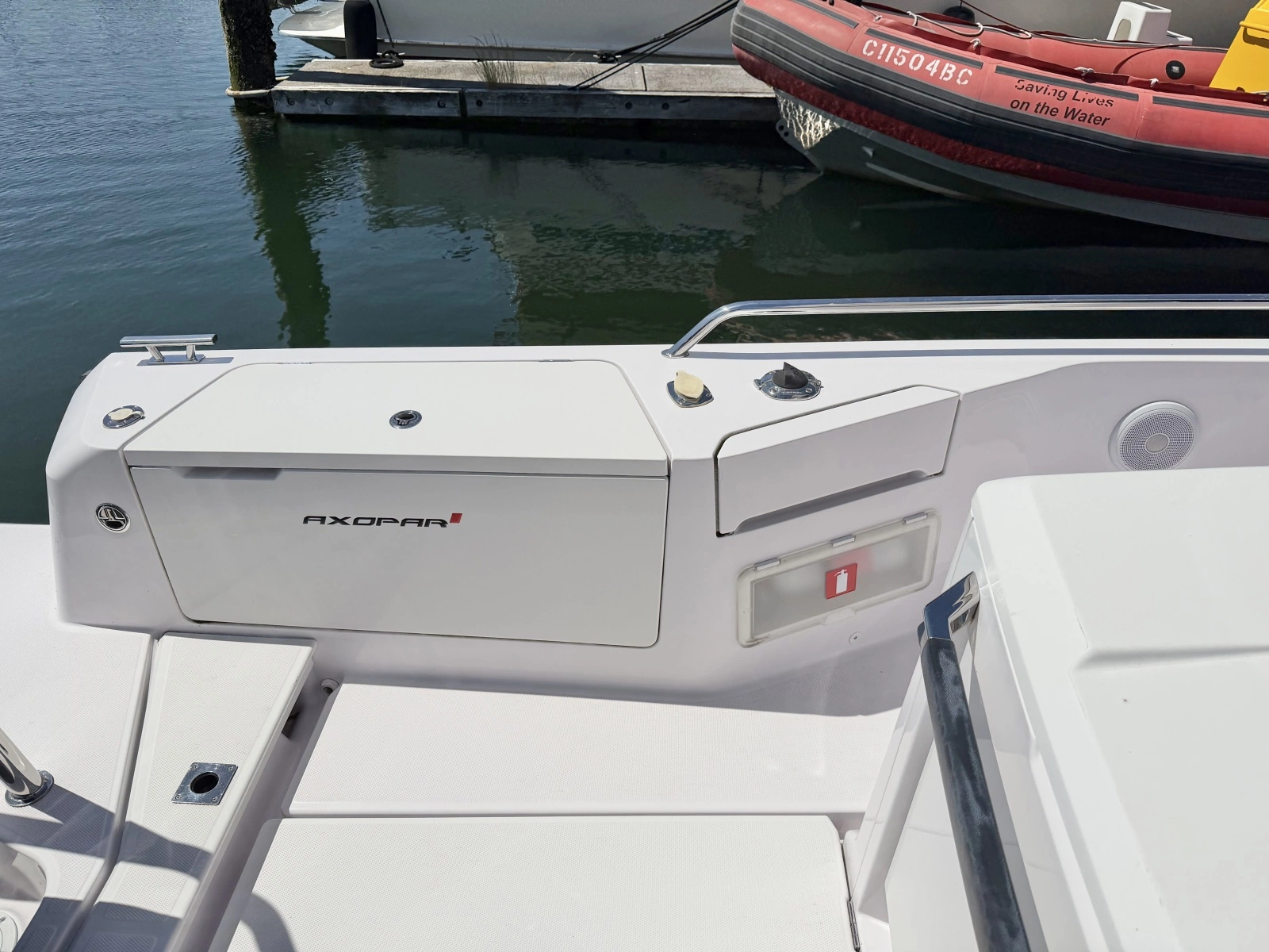 2020 Axopar 37 XC