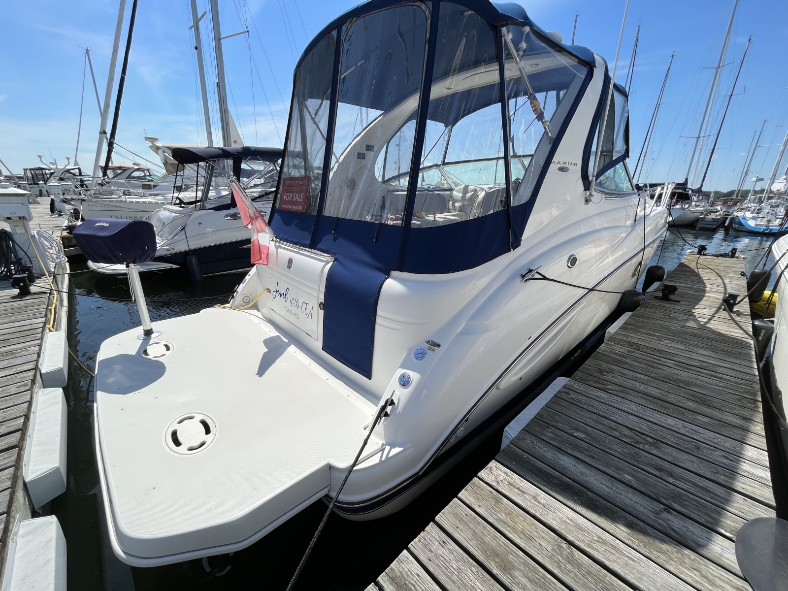 2005 Maxum 3100 SE