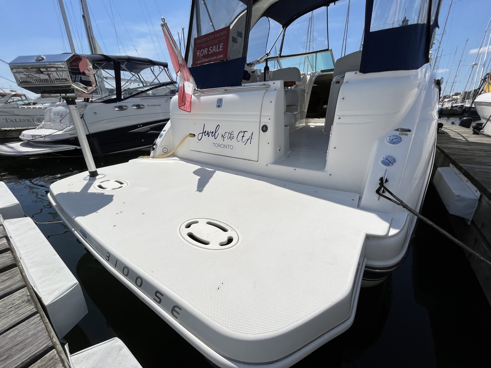 2005 Maxum 3100 SE
