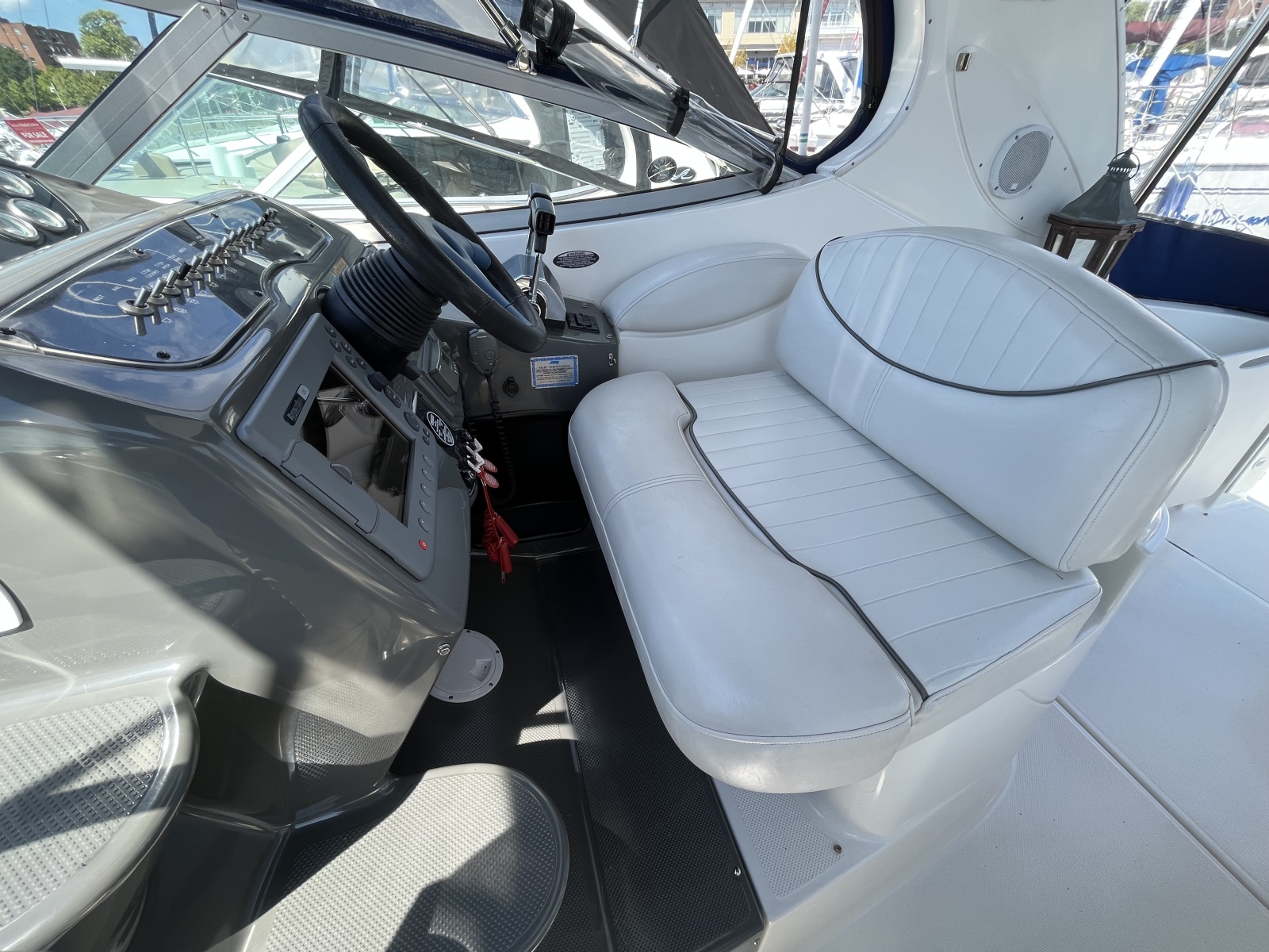 2005 Maxum 3100 SE