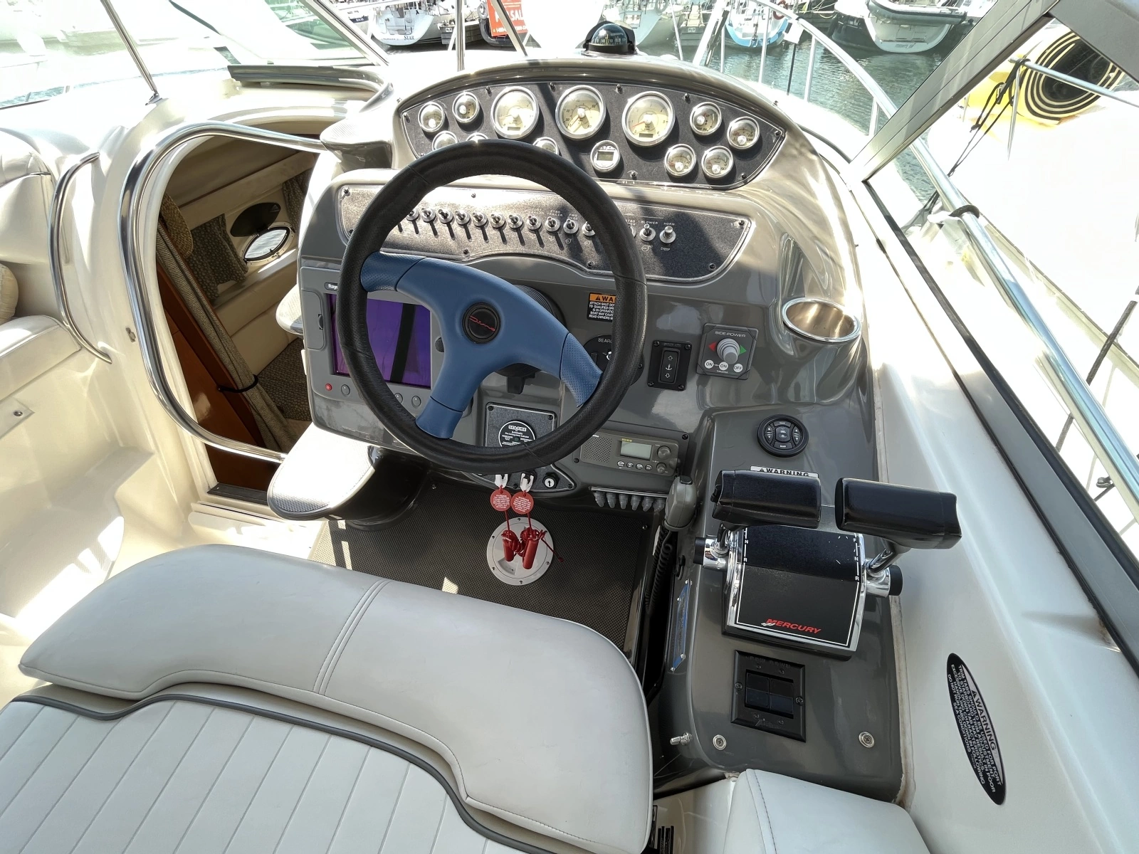 2005 Maxum 3100 SE