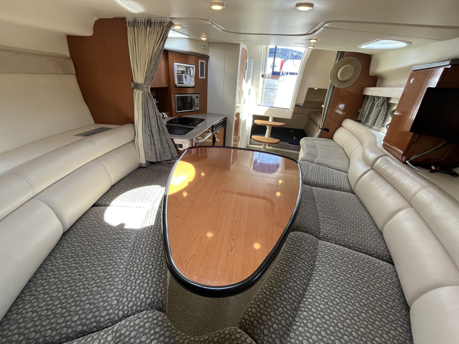 2005 Maxum 3100 SE