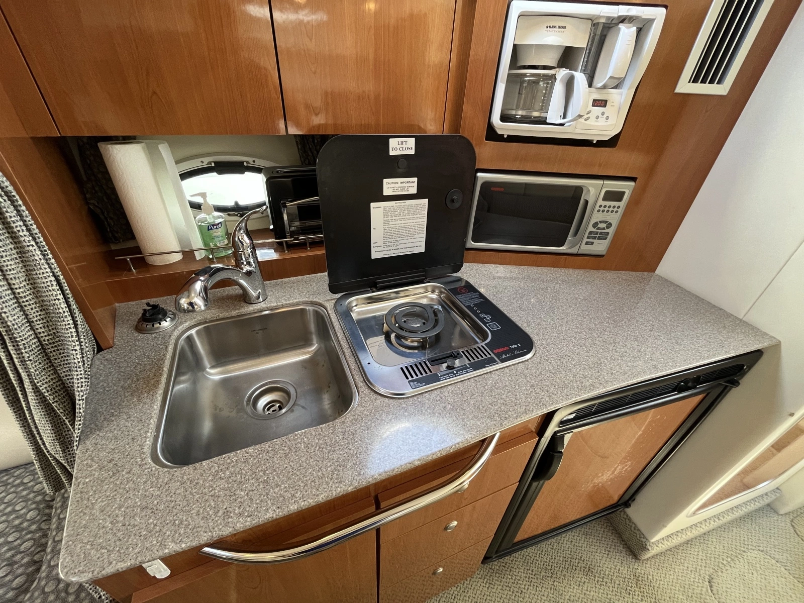 2005 Maxum 3100 SE