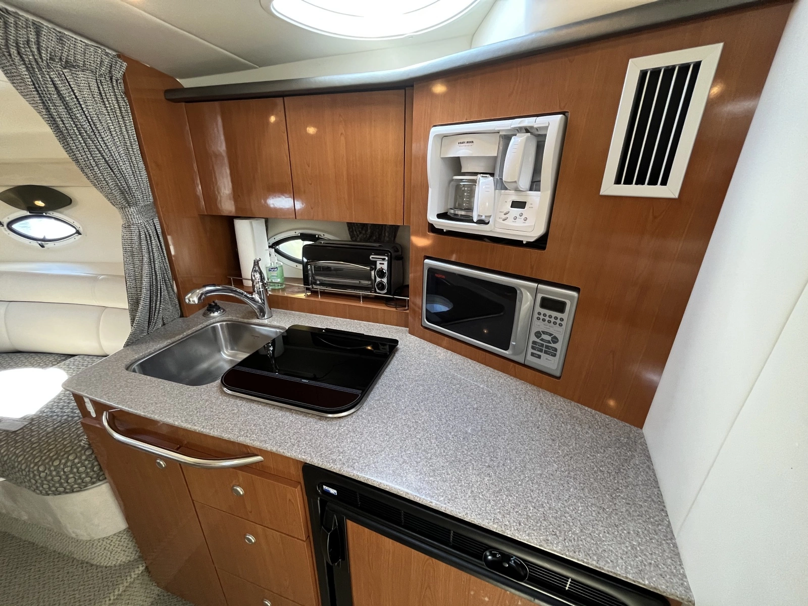 2005 Maxum 3100 SE